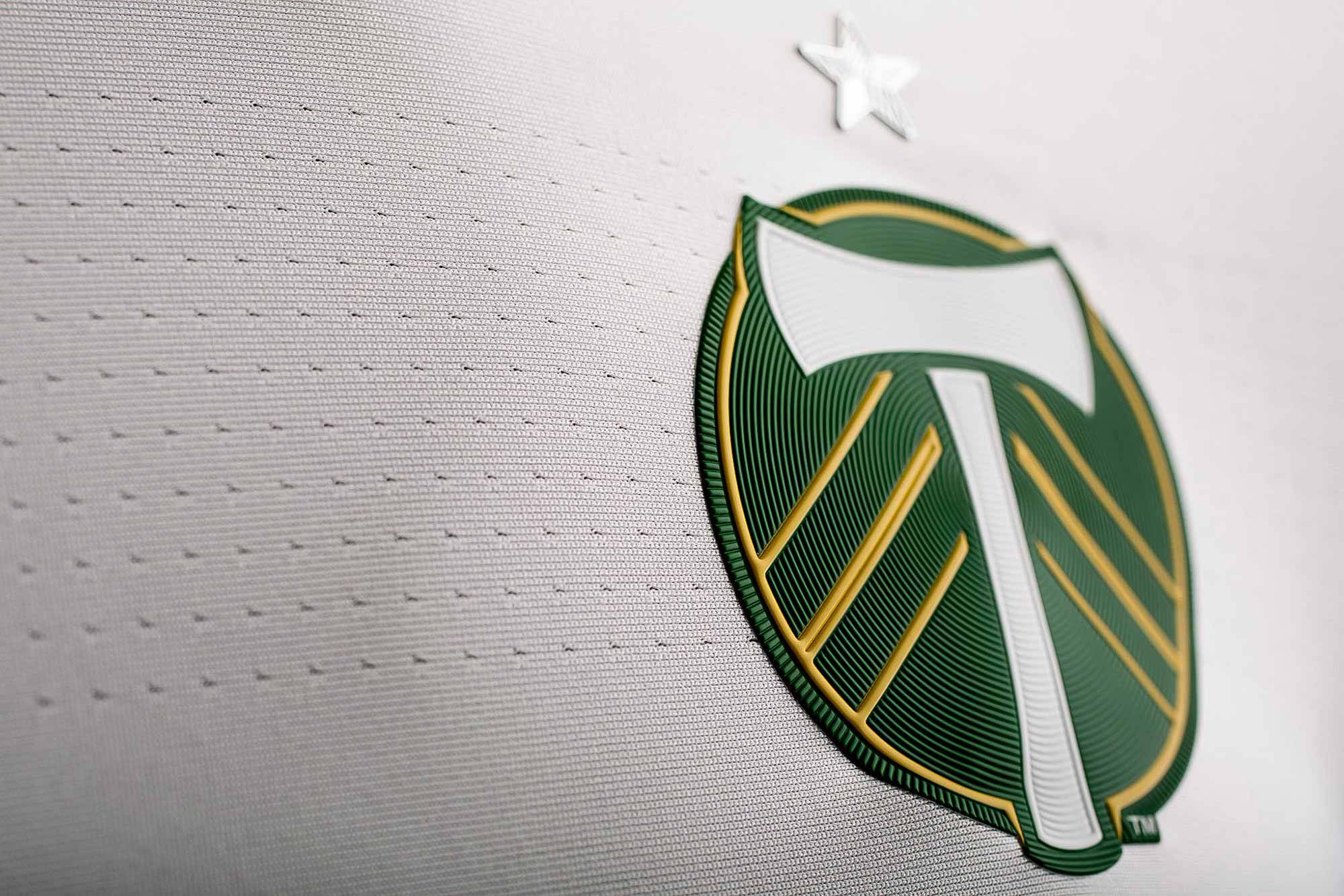 Portland Timbers, tilted logo patch, green and gold soccer team crest, Full HD Desktop Wallpaper