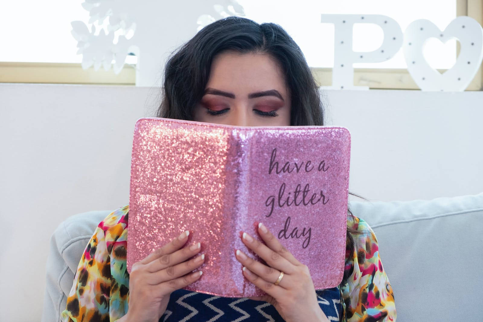 pink glitter journal, have a glitter day, dark hair, HD Desktop Wallpaper