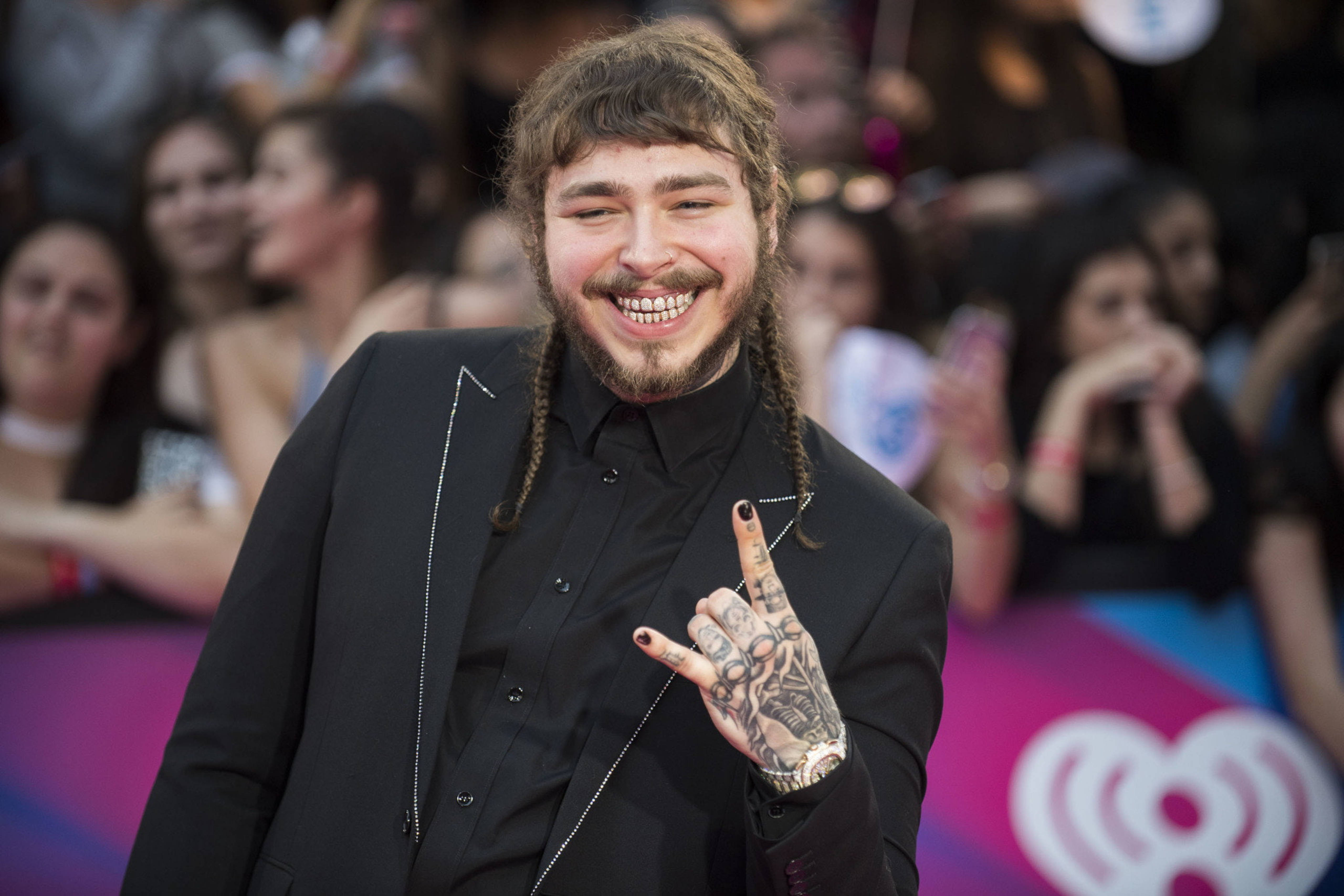 Post Malone, 2017 IHeartRadio Awards, crowded event, 5K Desktop Wallpaper