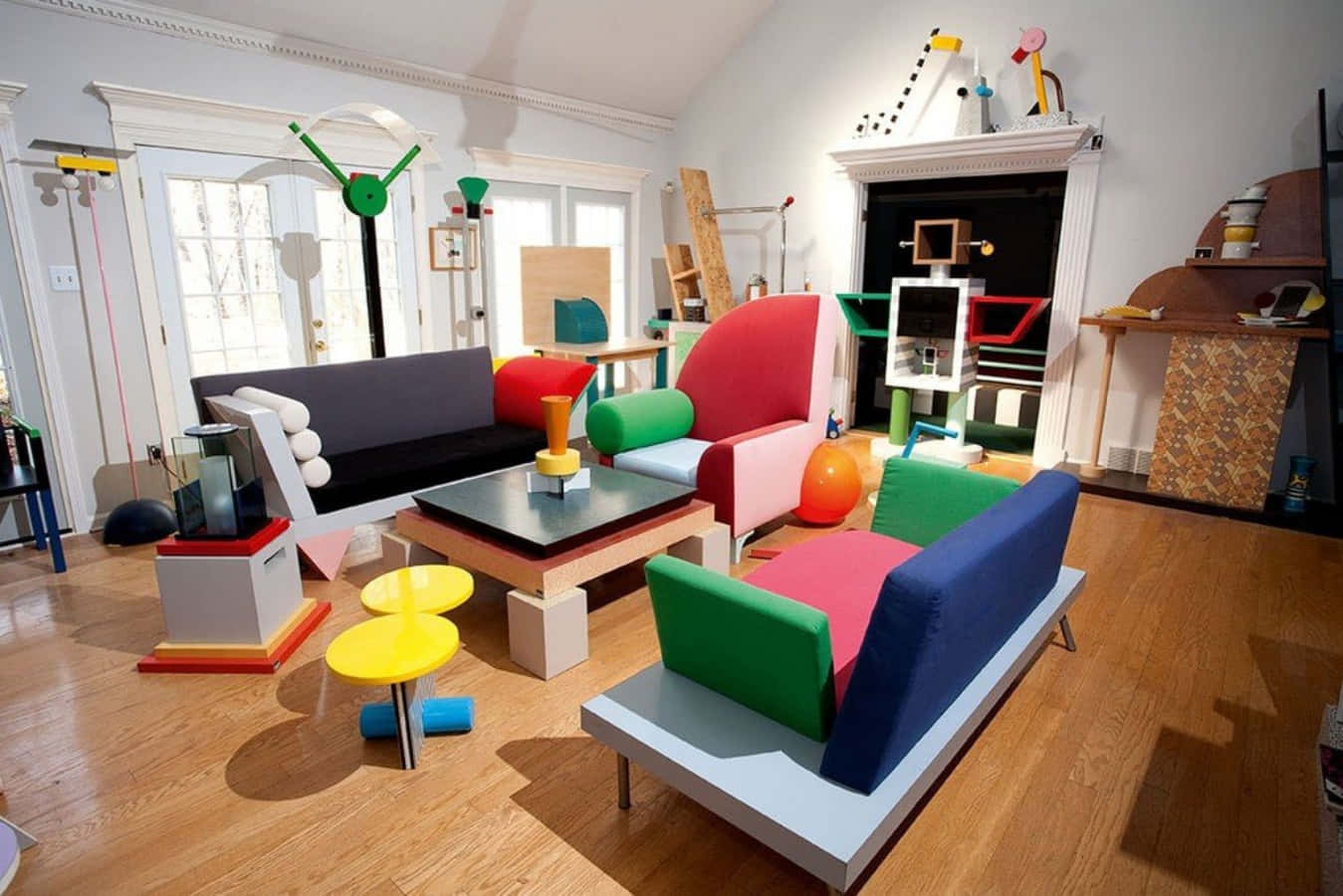 Postmodernism, retro-futuristic furniture, sunlit living room, HD Desktop Wallpaper