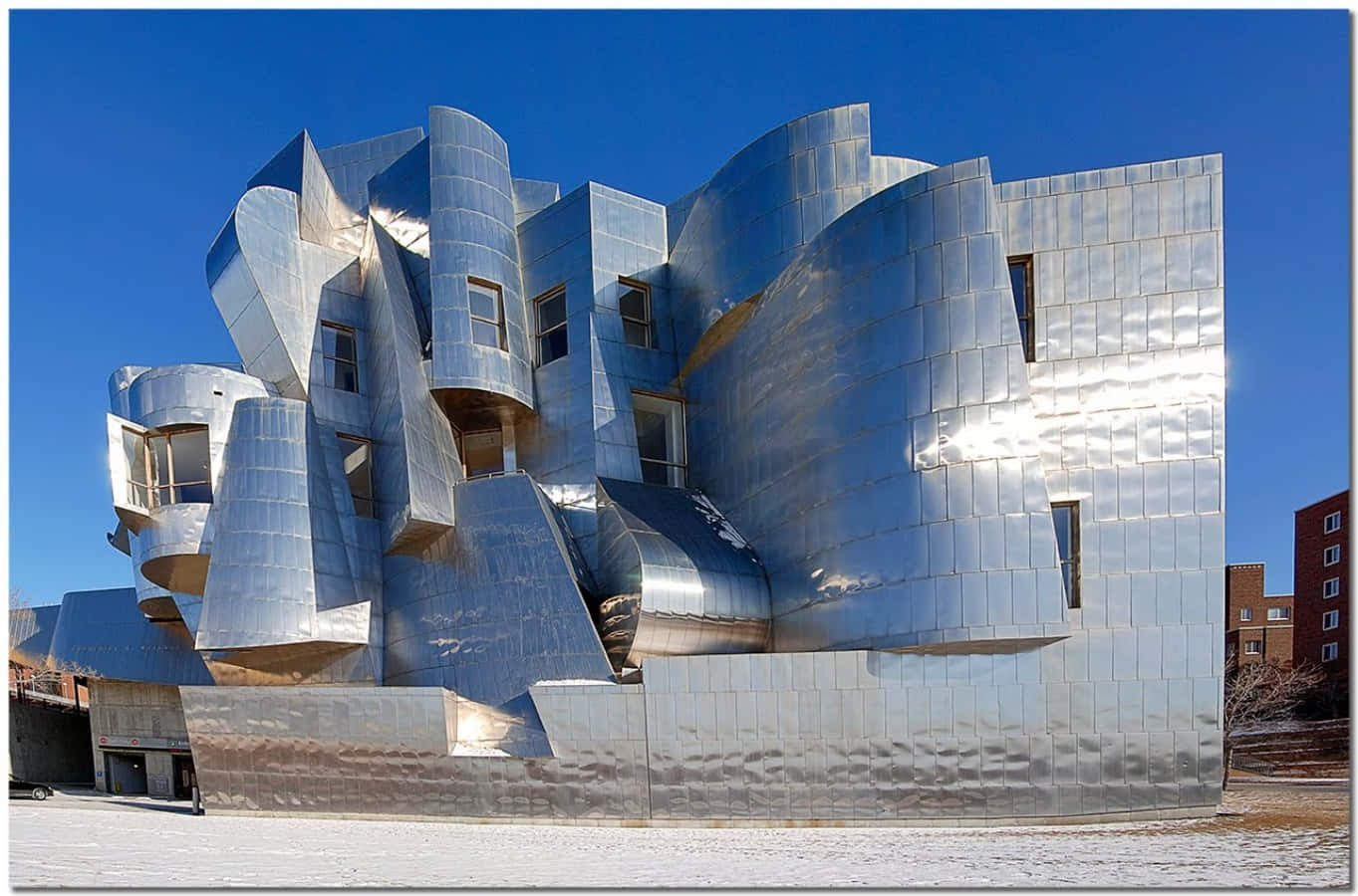 Postmodern Hybridity, futuristic silver metallic building, curved reflective surfaces, HD Desktop Wallpaper