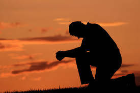 Prayer Sunset Kneeling, fiery orange sunset sky, silhouette, SD Desktop Wallpaper