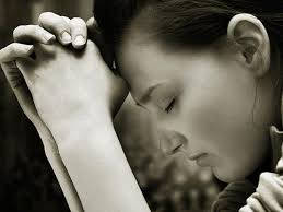 Prayer Monochrome Woman Praying, monochrome, close-up shot, SD Desktop Wallpaper