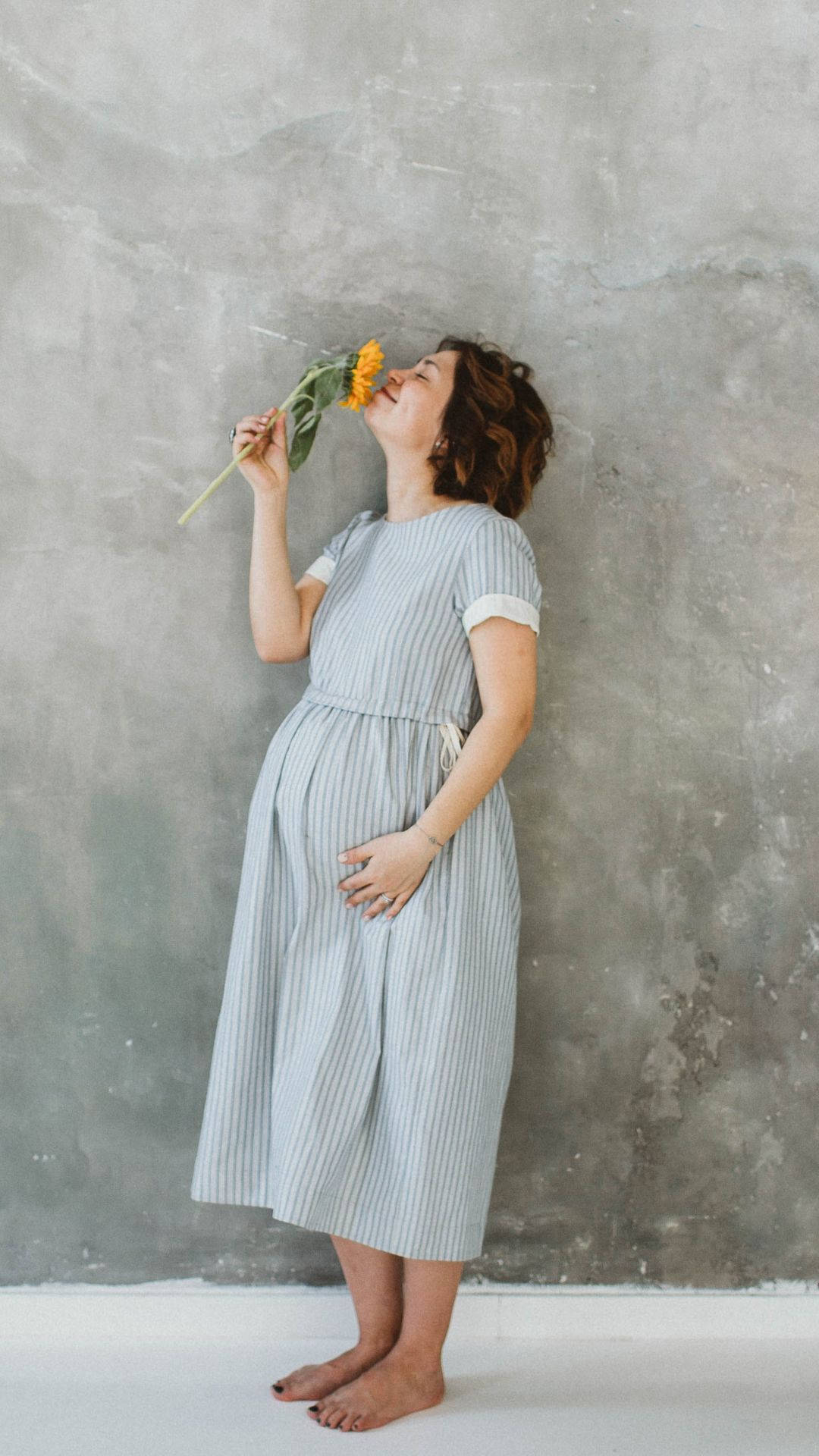 pregnancy, striped dress, sunflower, Full HD Phone Wallpaper