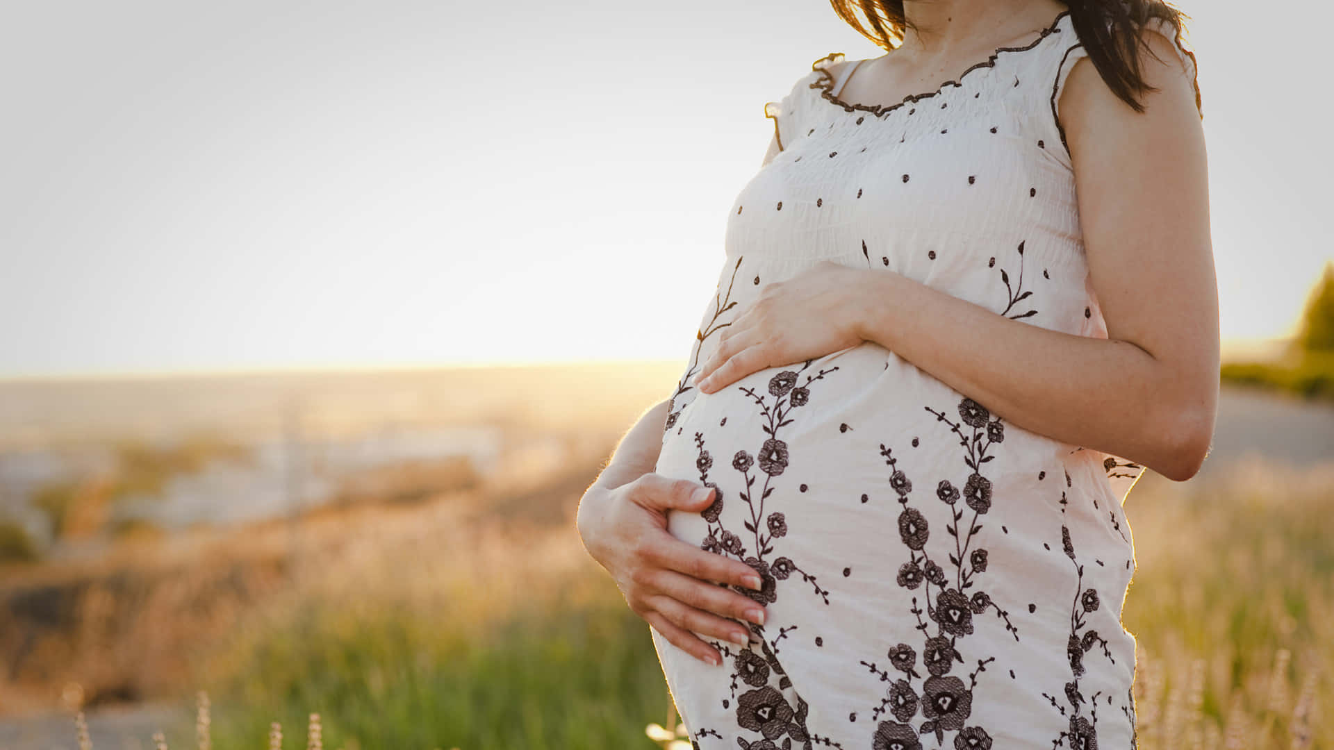 pregnant woman, baby bump, floral dress, Full HD Desktop Wallpaper
