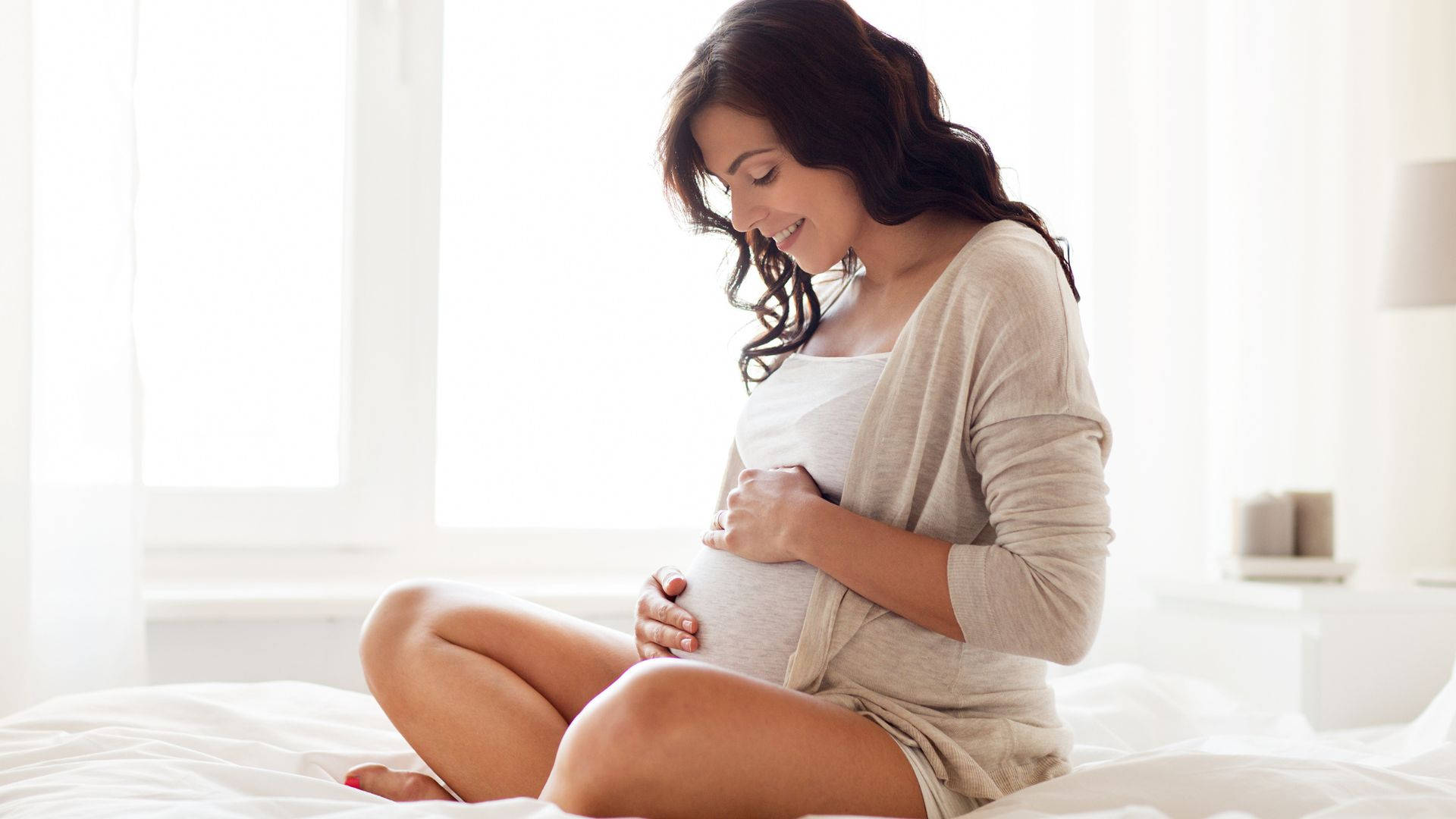 pregnancy, smiling woman, bed, Full HD Desktop Wallpaper
