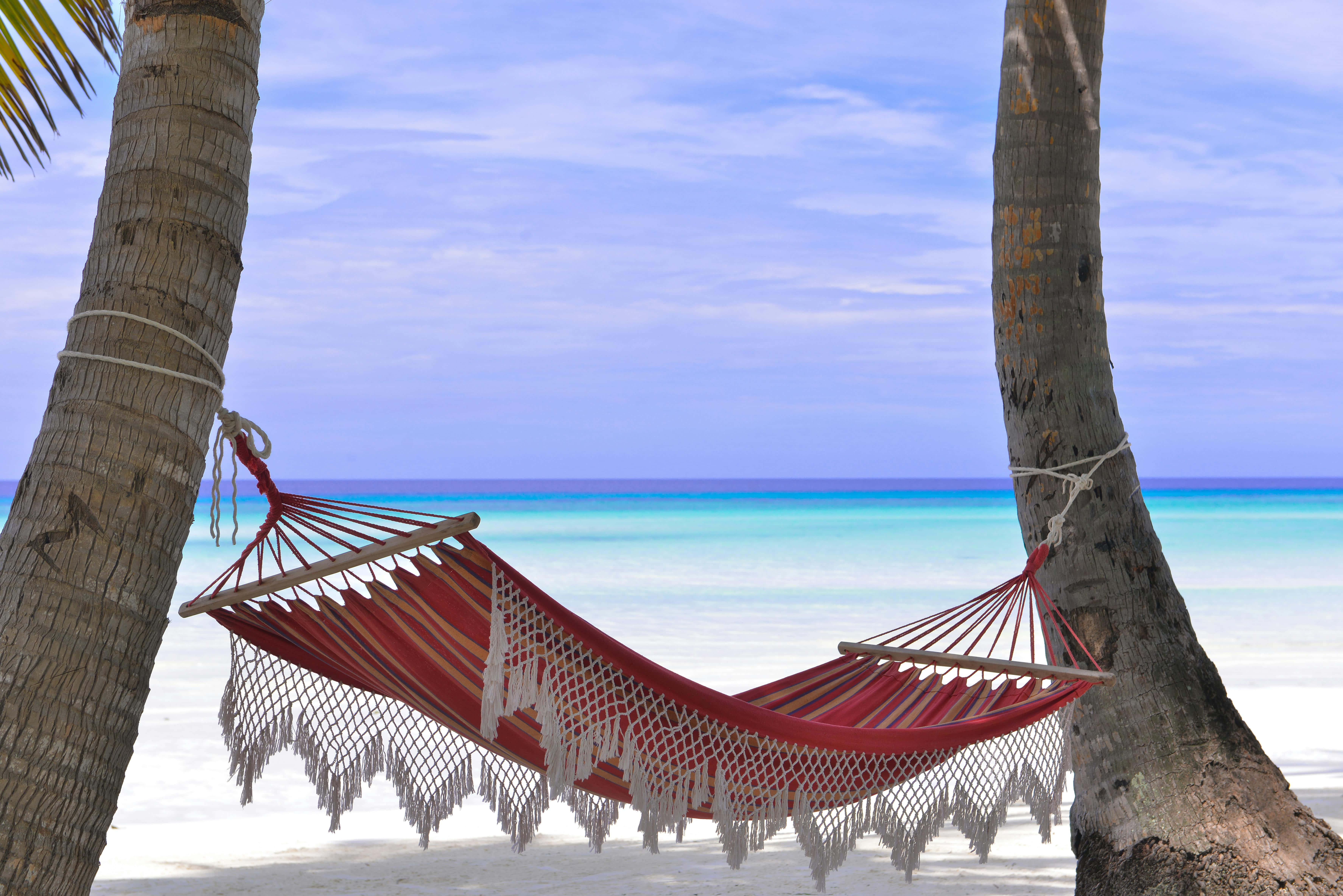 Preppy Beach, red striped hammock, white fringe, 5K Desktop Wallpaper