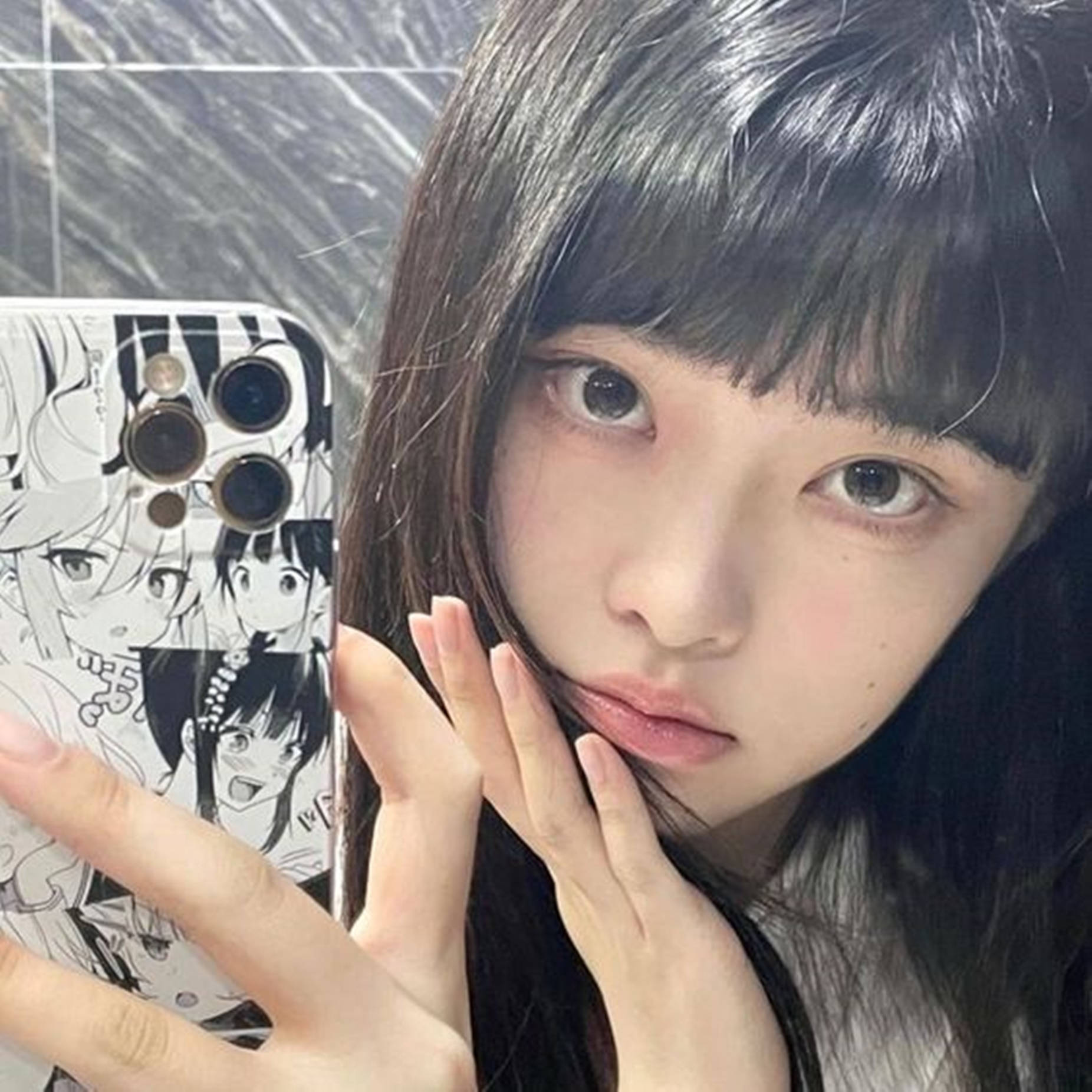 Korean girl, mirror selfie, phone, HD Desktop Wallpaper