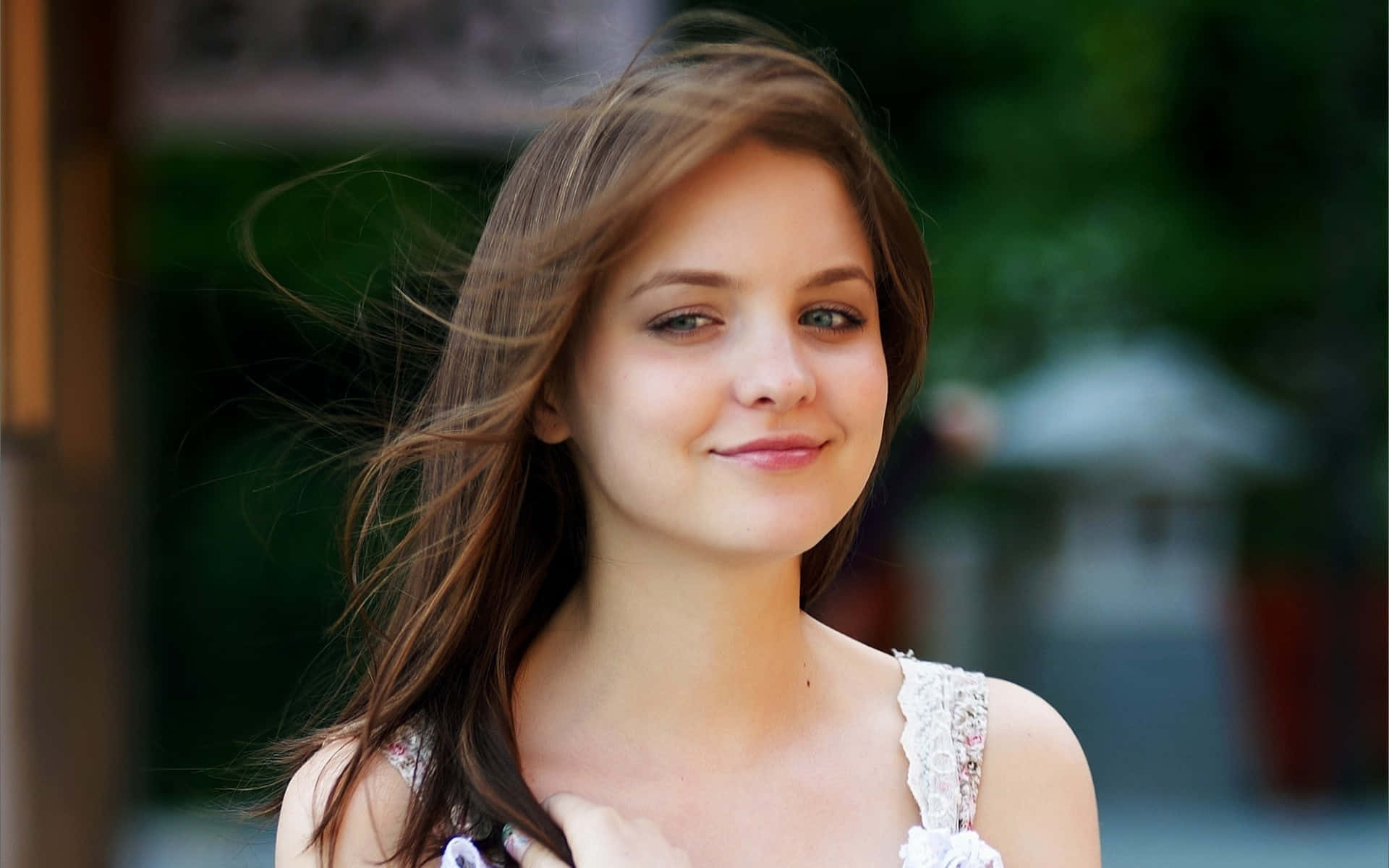 pretty teen white girl, young woman, wind-swept brown hair, Full HD Desktop Wallpaper