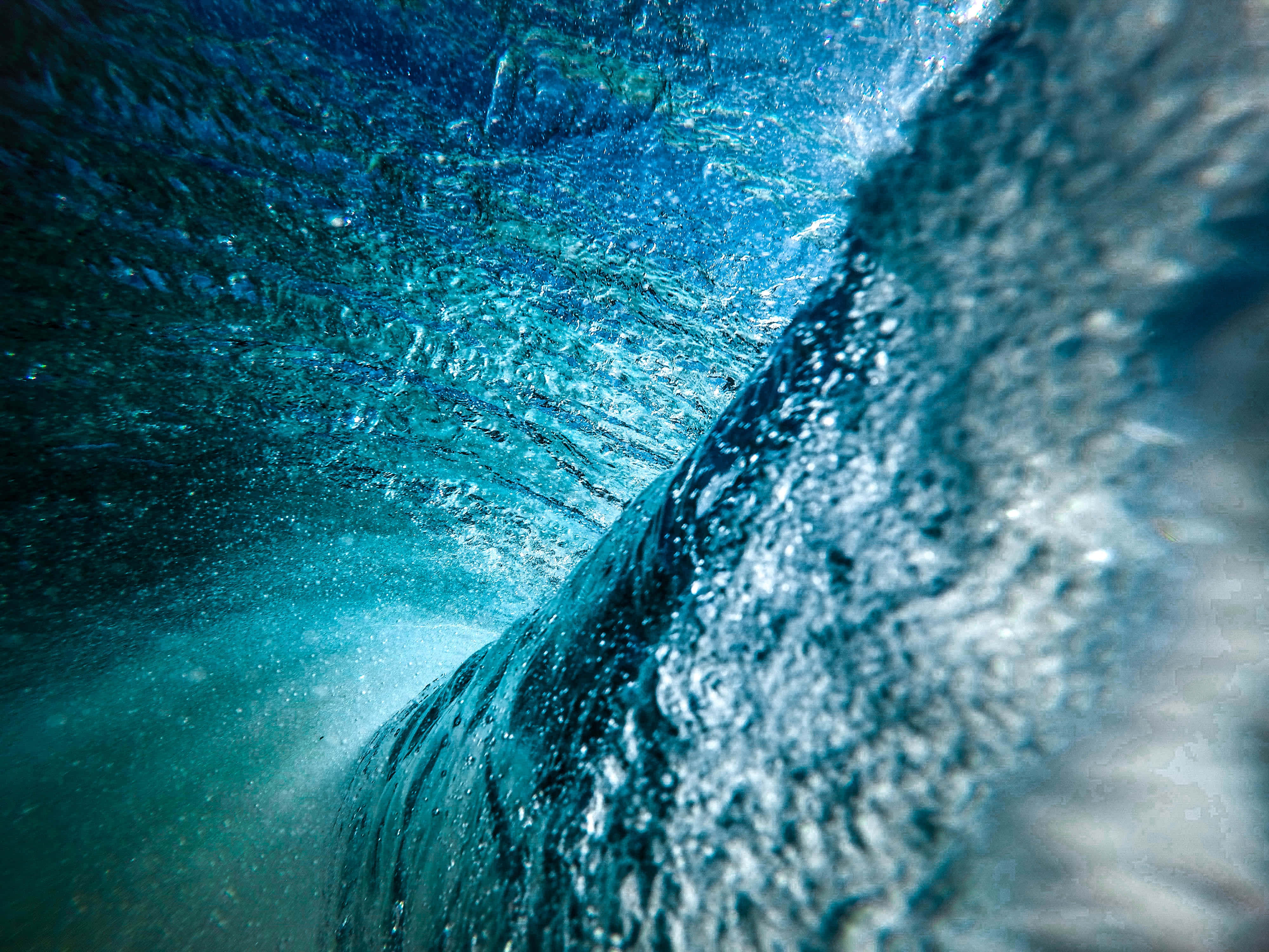 Pretty Ocean, underwater view, swirling blue water, 4K Desktop Wallpaper