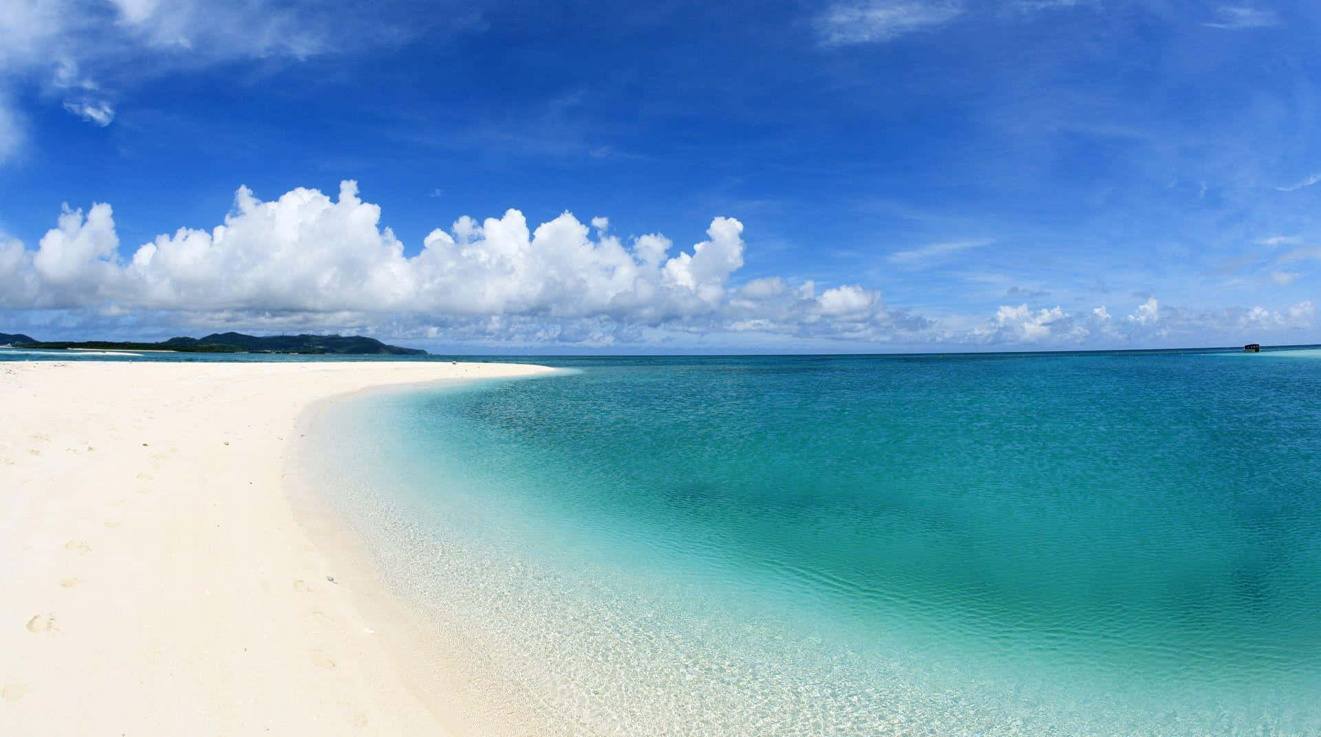 beautiful ocean, pristine white sand beach, turquoise waters, Full HD Desktop Wallpaper