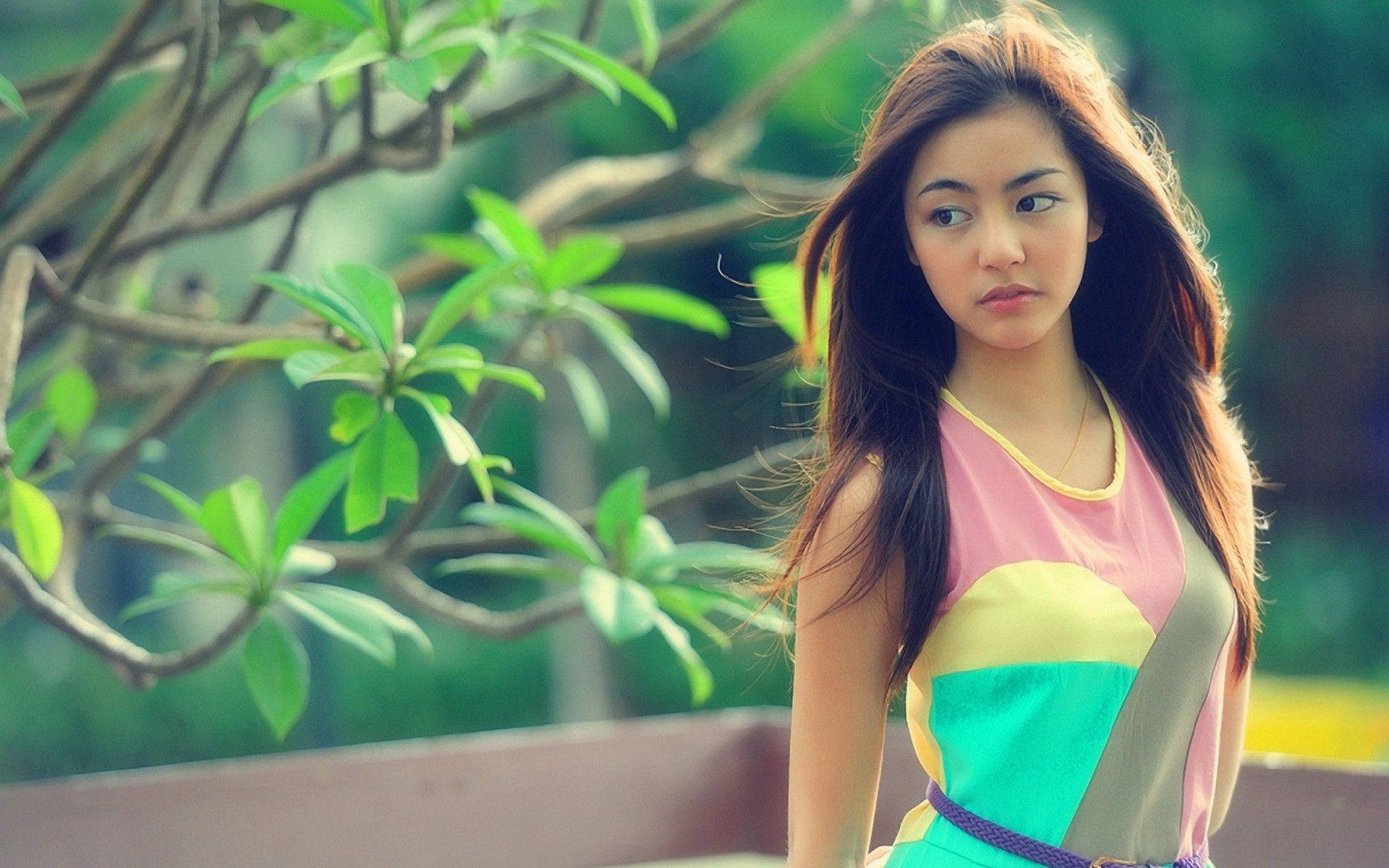 Pretty Woman, colorful geometric dress, lush green foliage, Full HD Desktop Wallpaper