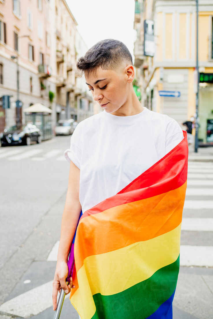 rainbow flag, European city street, short hair, SD Phone Wallpaper