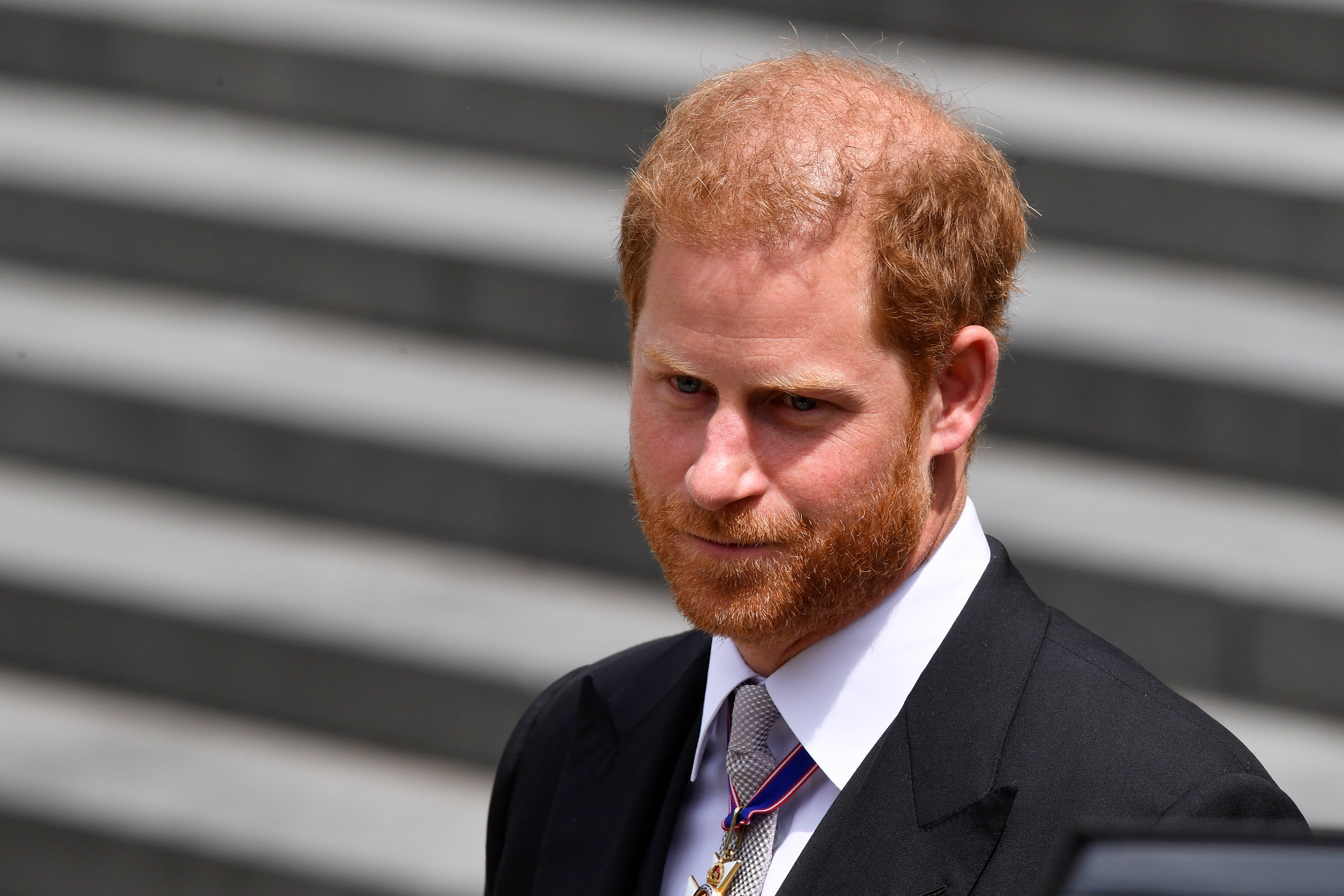 Prince Harry, dark suit, medal, 4K Desktop Wallpaper