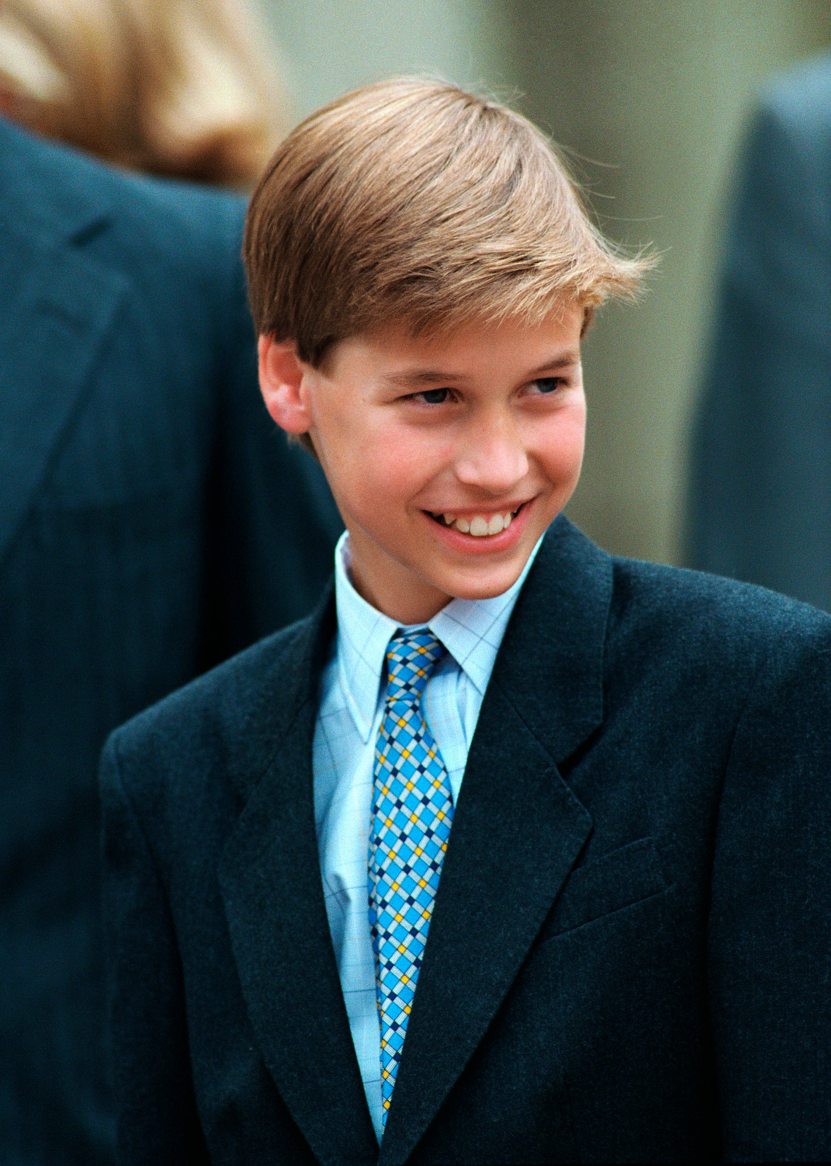 Prince William, dark suit, patterned tie, 2K Phone Wallpaper