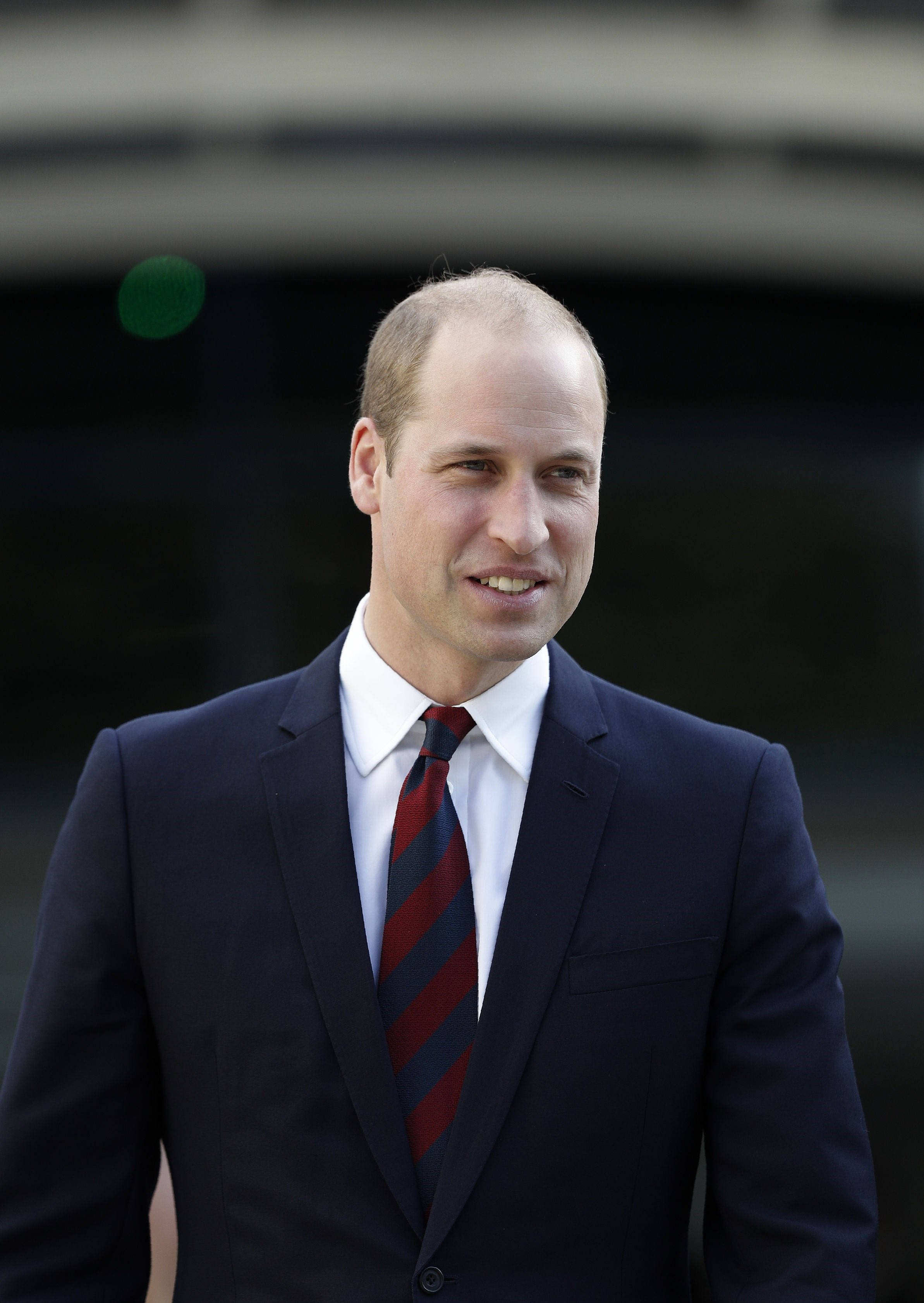 Prince William, navy suit, striped tie, 2K Phone Wallpaper