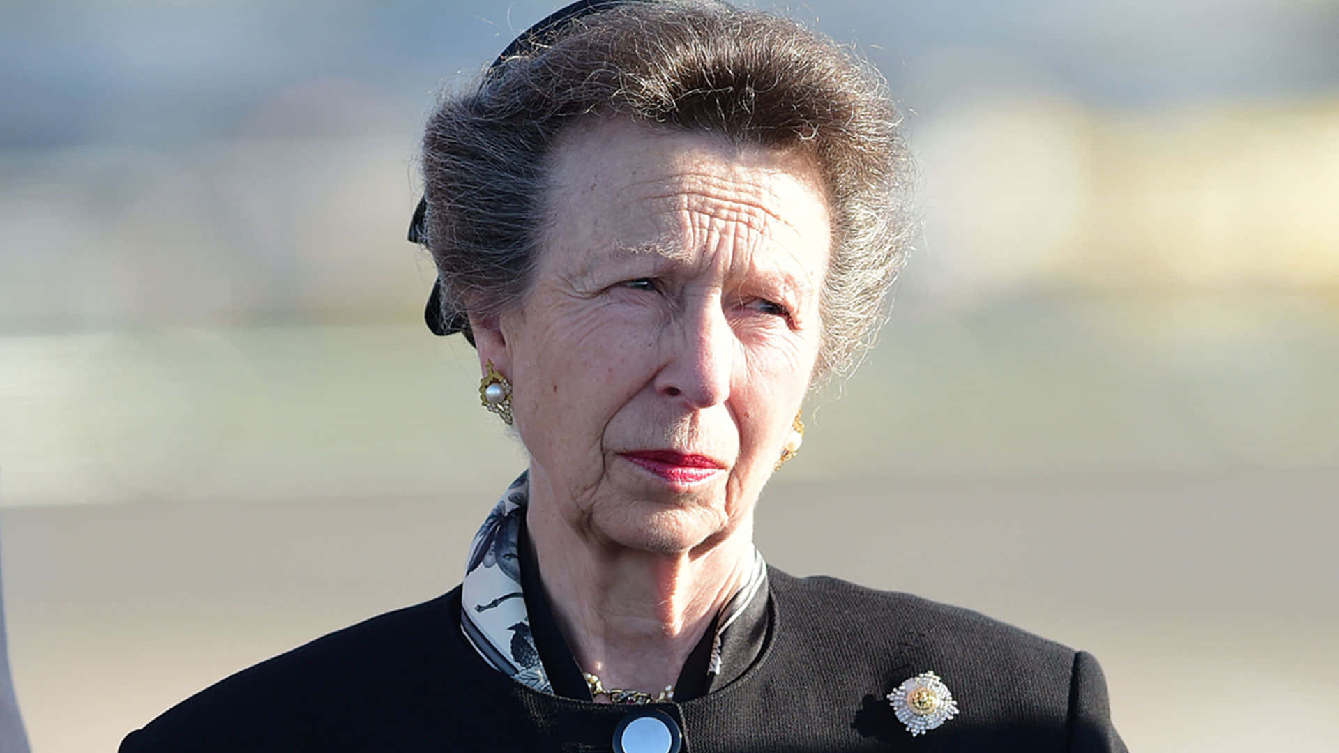 Princess Anne, gray hair, pearl earrings, Full HD Desktop Wallpaper