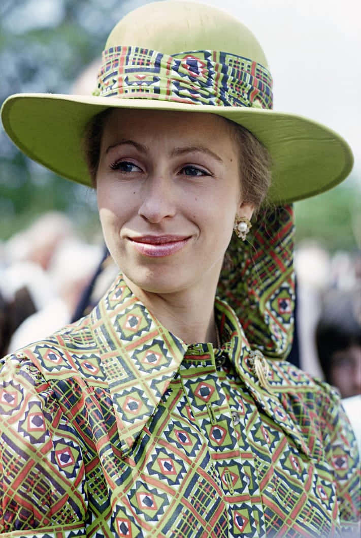 Princess Anne, geometric patterned hat, matching blouse, SD Phone Wallpaper