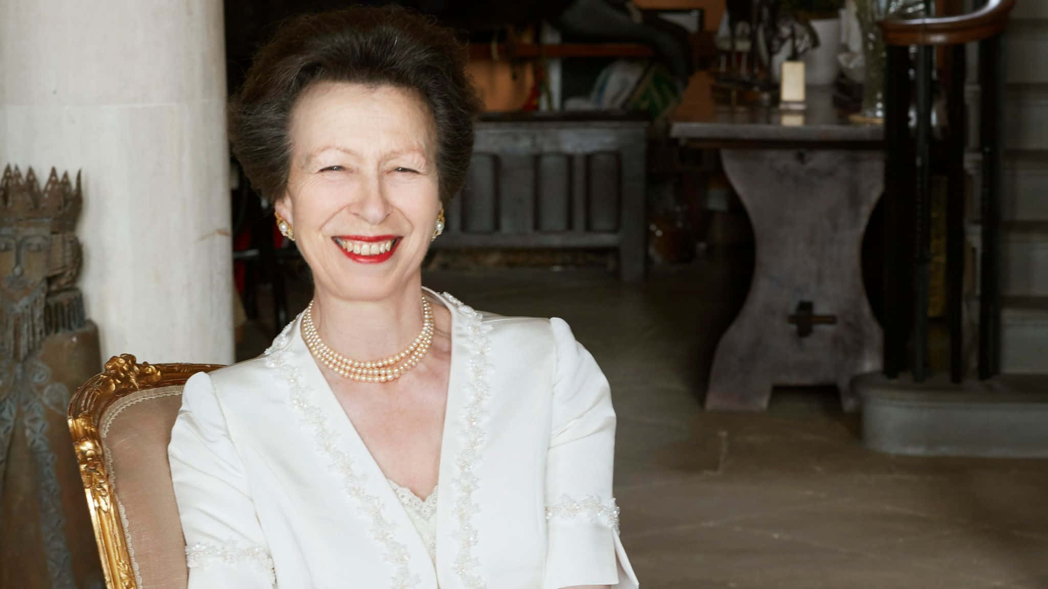 Princess Anne, white lace-trimmed jacket, pearl necklace, Full HD Desktop Wallpaper