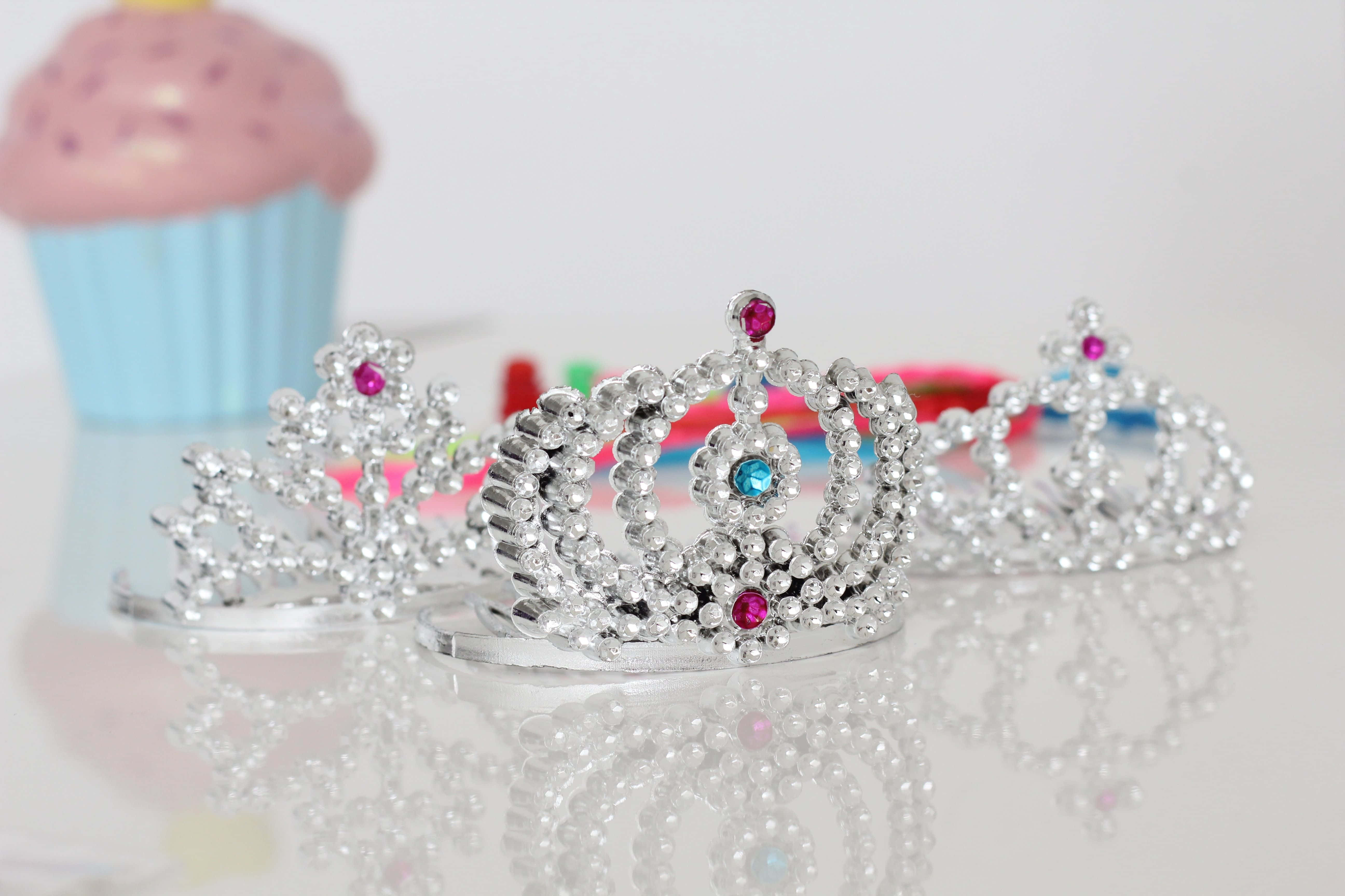 Princess Crown, tiaras, cupcakes, 5K Desktop Wallpaper