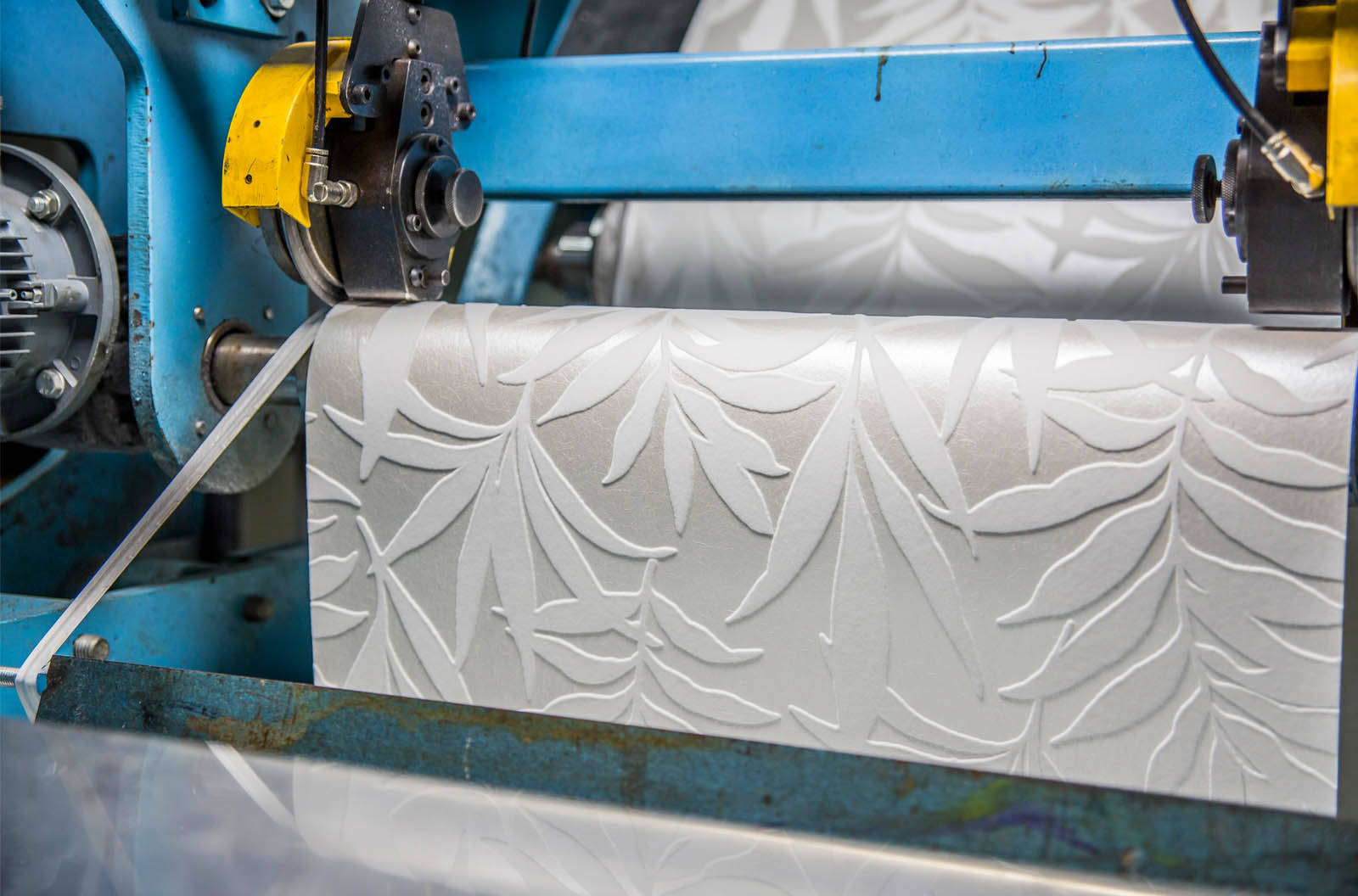 flock and beads printer, silver metallic, leaf patterns, HD Desktop Wallpaper