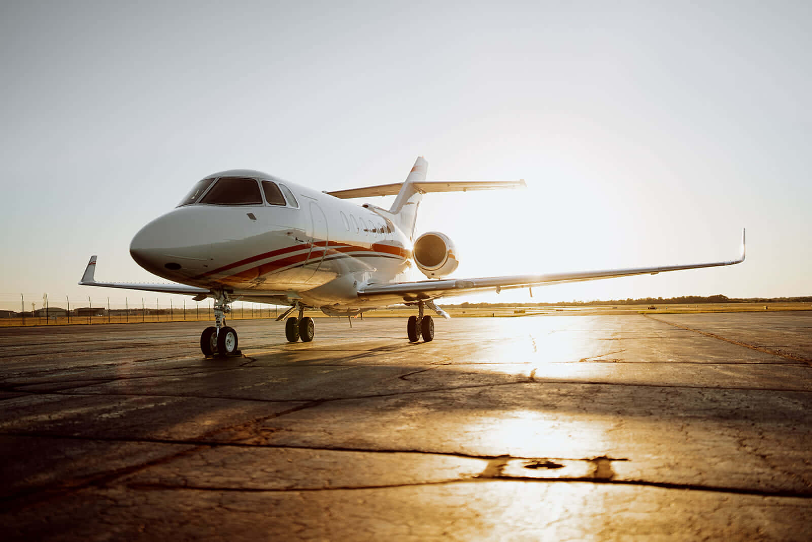 private jet, sunlight, golden hour, HD Desktop Wallpaper