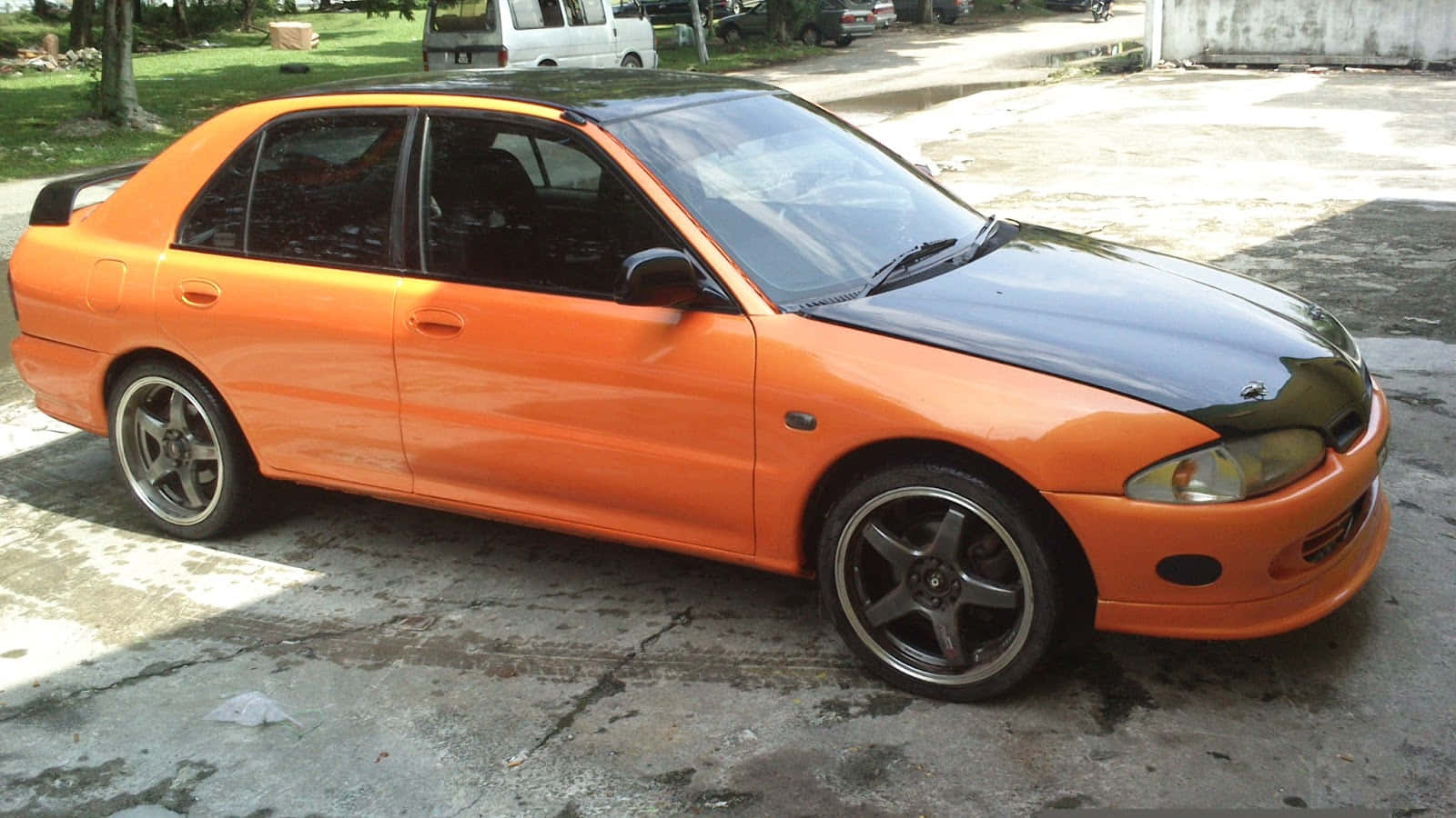 Proton Wira, vibrant red, orange and black two-tone, HD Desktop Wallpaper