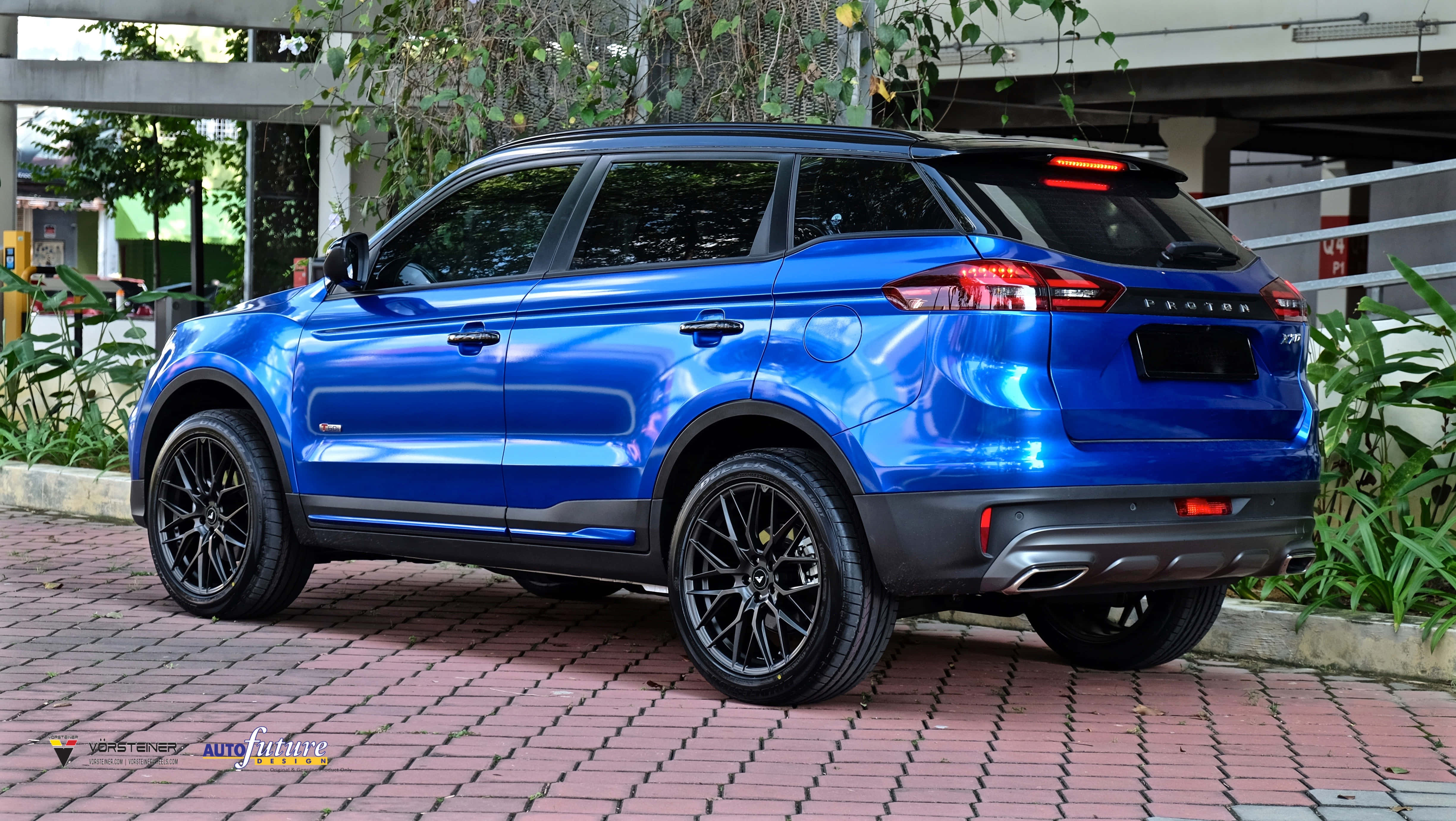 Proton X70, glossy blue, black rims, 4K Desktop Wallpaper