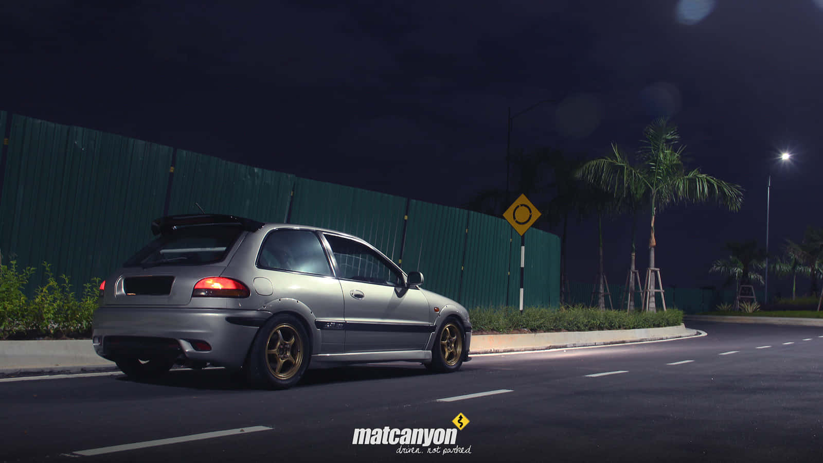 Proton, silver, gold rims, HD Desktop Wallpaper