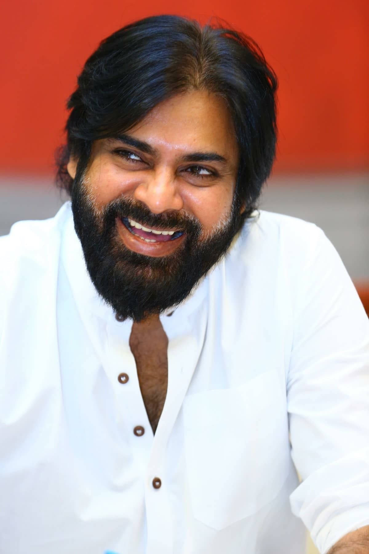 PSPK, white shirt, vibrant red background, HD Phone Wallpaper
