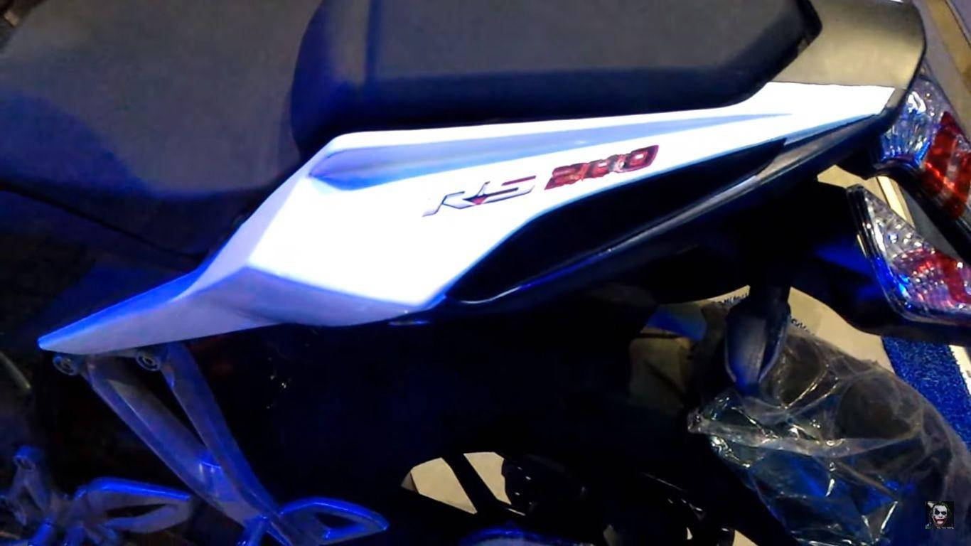 Pulsar RS200, black and white, glowing blue underglow lighting, HD Desktop Wallpaper