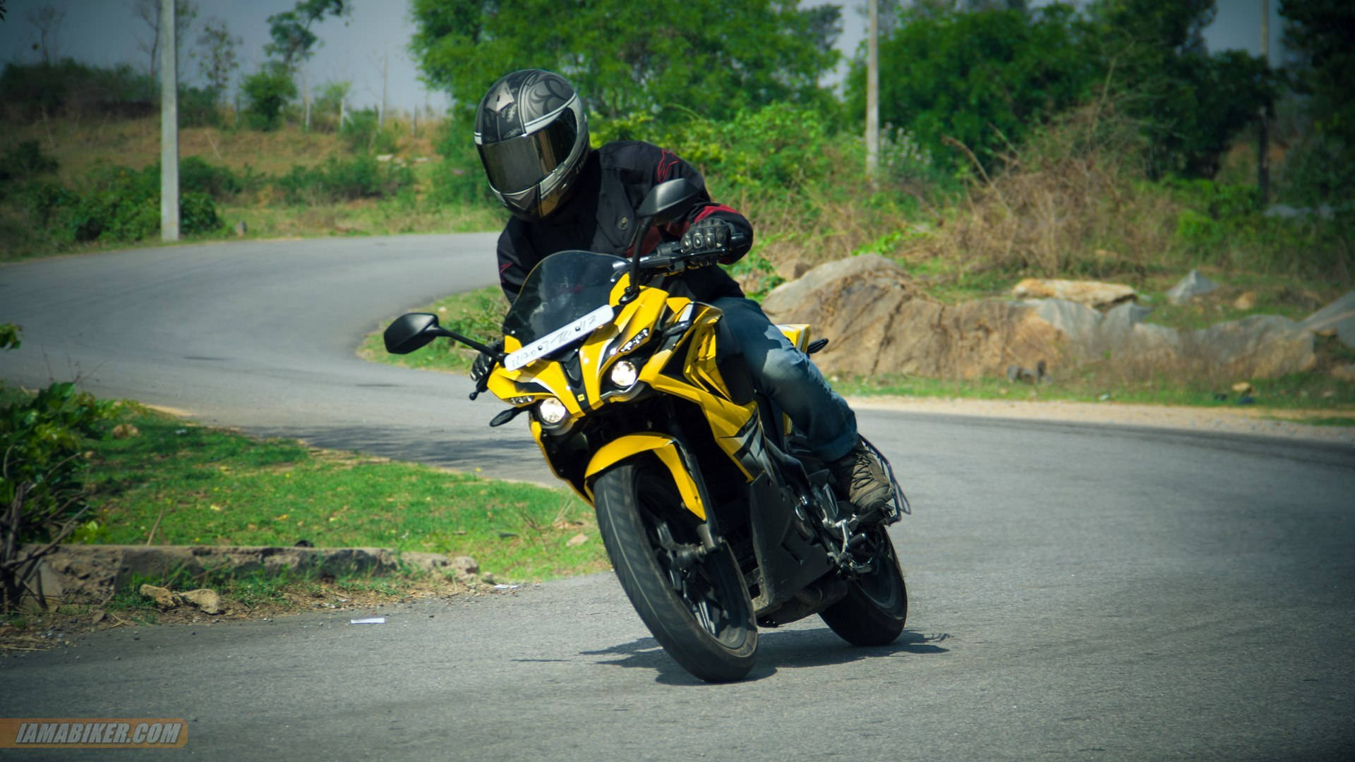 Pulsar RS200, bright yellow, winding rural road, Full HD Desktop Wallpaper