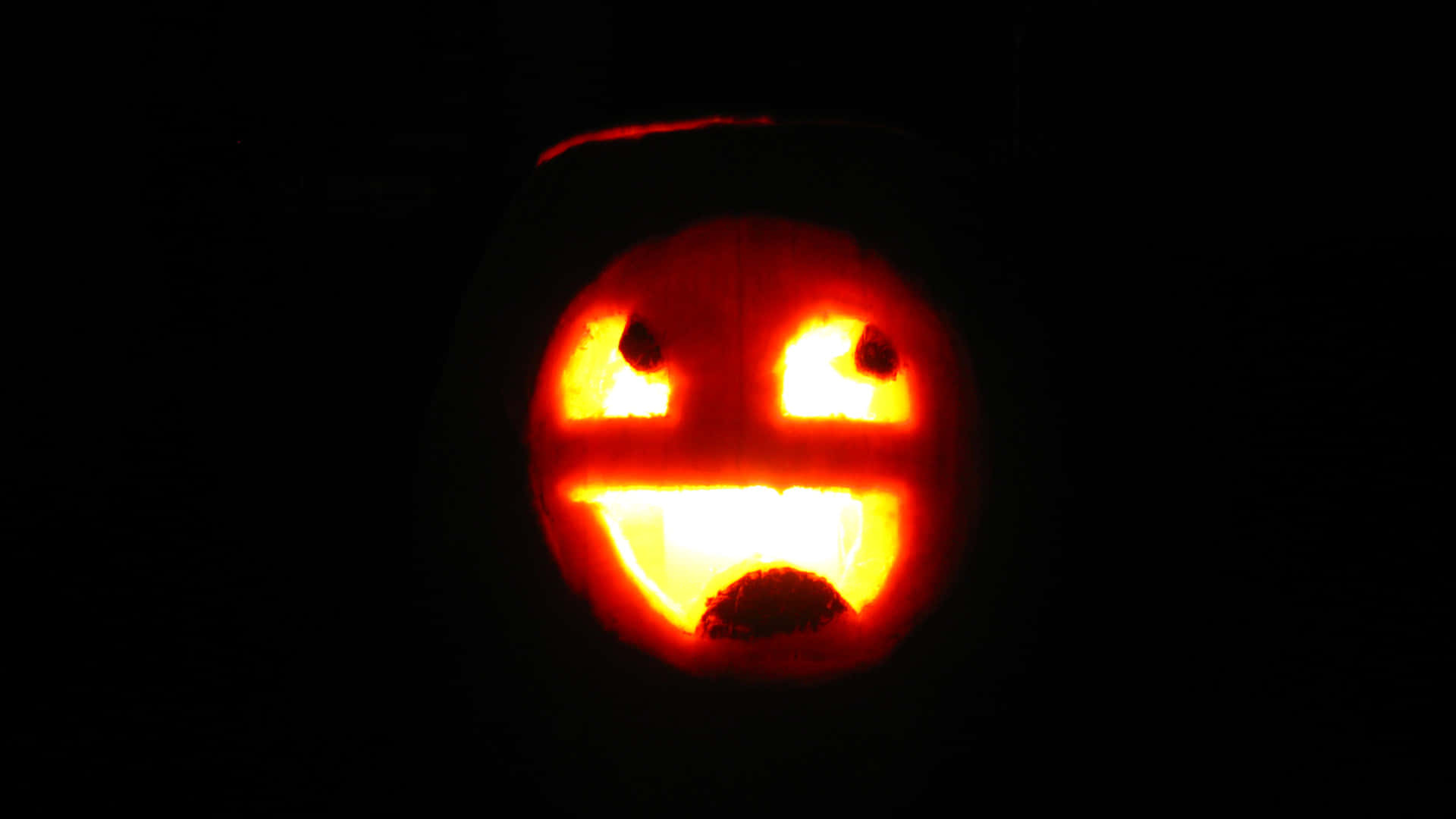 pumpkin, face carved into it, glowing jack-o'-lantern, Full HD Desktop Wallpaper