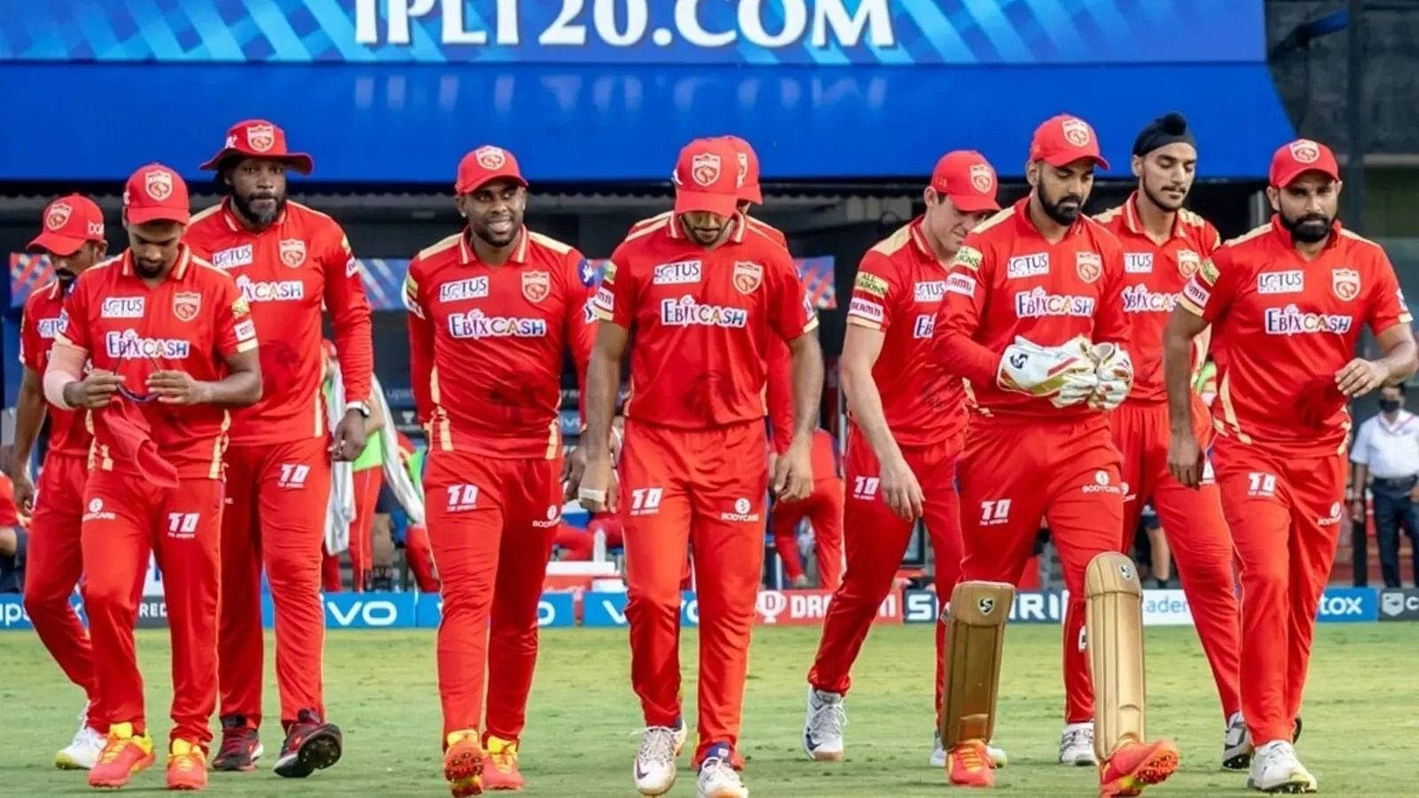 Punjab Kings, vibrant red uniforms, stadium lights, HD Desktop Wallpaper