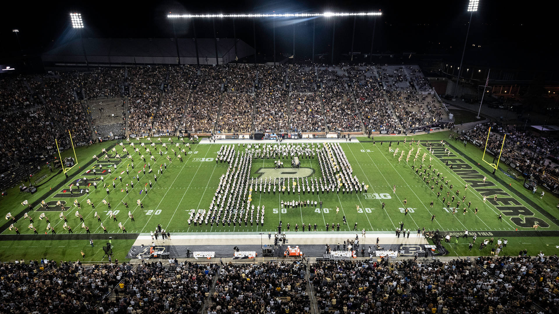 Purdue University Stadium, marching band, giant 'P', Full HD Desktop Wallpaper