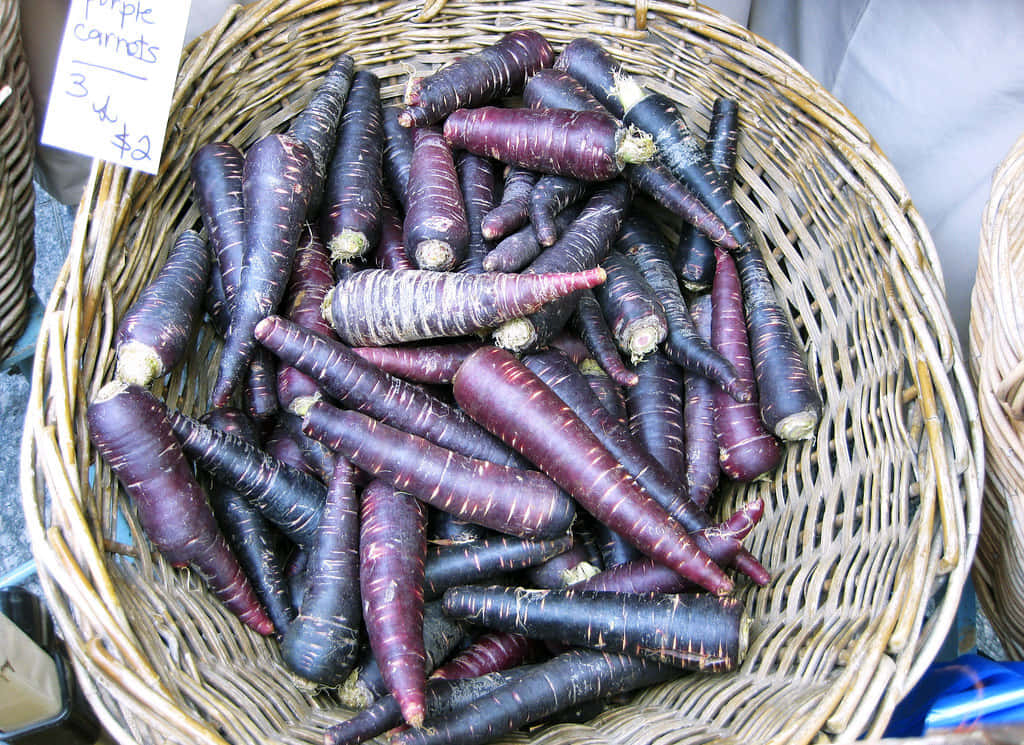 Purple Carrots, basket, vibrant purple carrots, SD Desktop Wallpaper