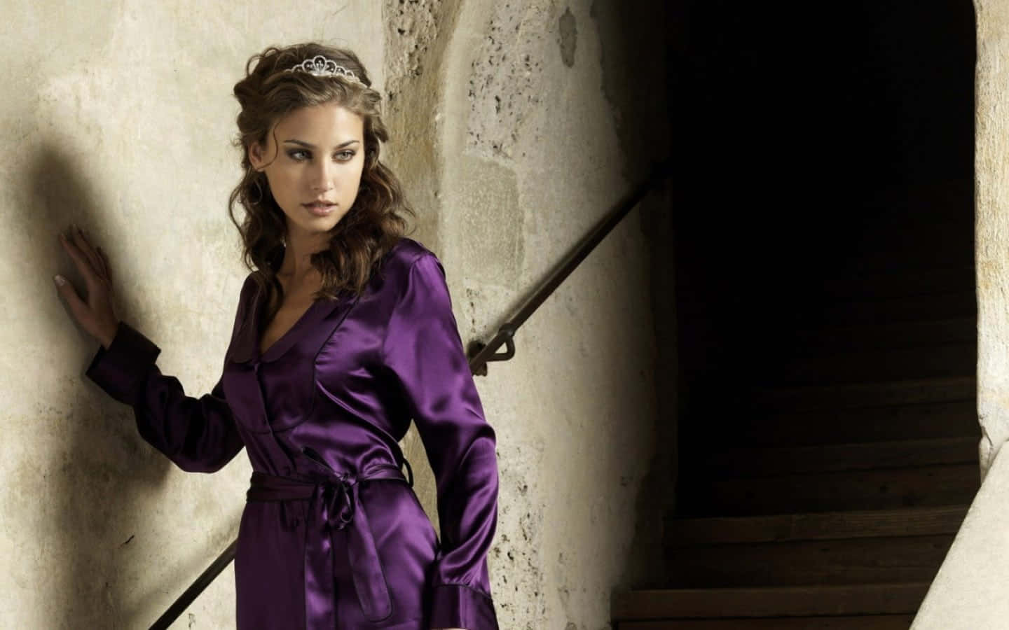 Purple Dress, shimmering purple satin robe, tiara, HD Desktop Wallpaper