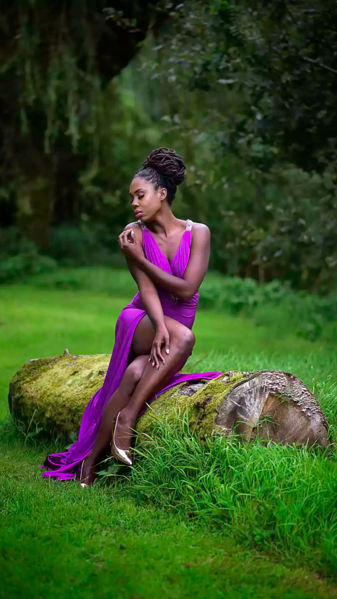 Purple Dress, vibrant purple gown, mossy log, Full HD Phone Wallpaper