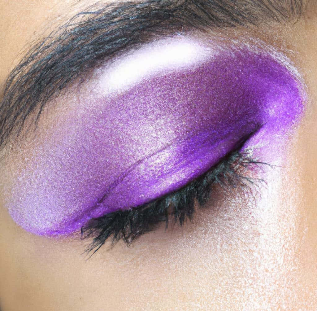 purple eye shadow, shimmering purple glitter eyeshadow, bold black lashes, SD Desktop Wallpaper