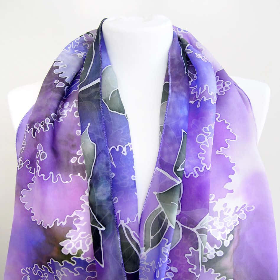 purple scarf, white background, mannequin, SD Desktop Wallpaper