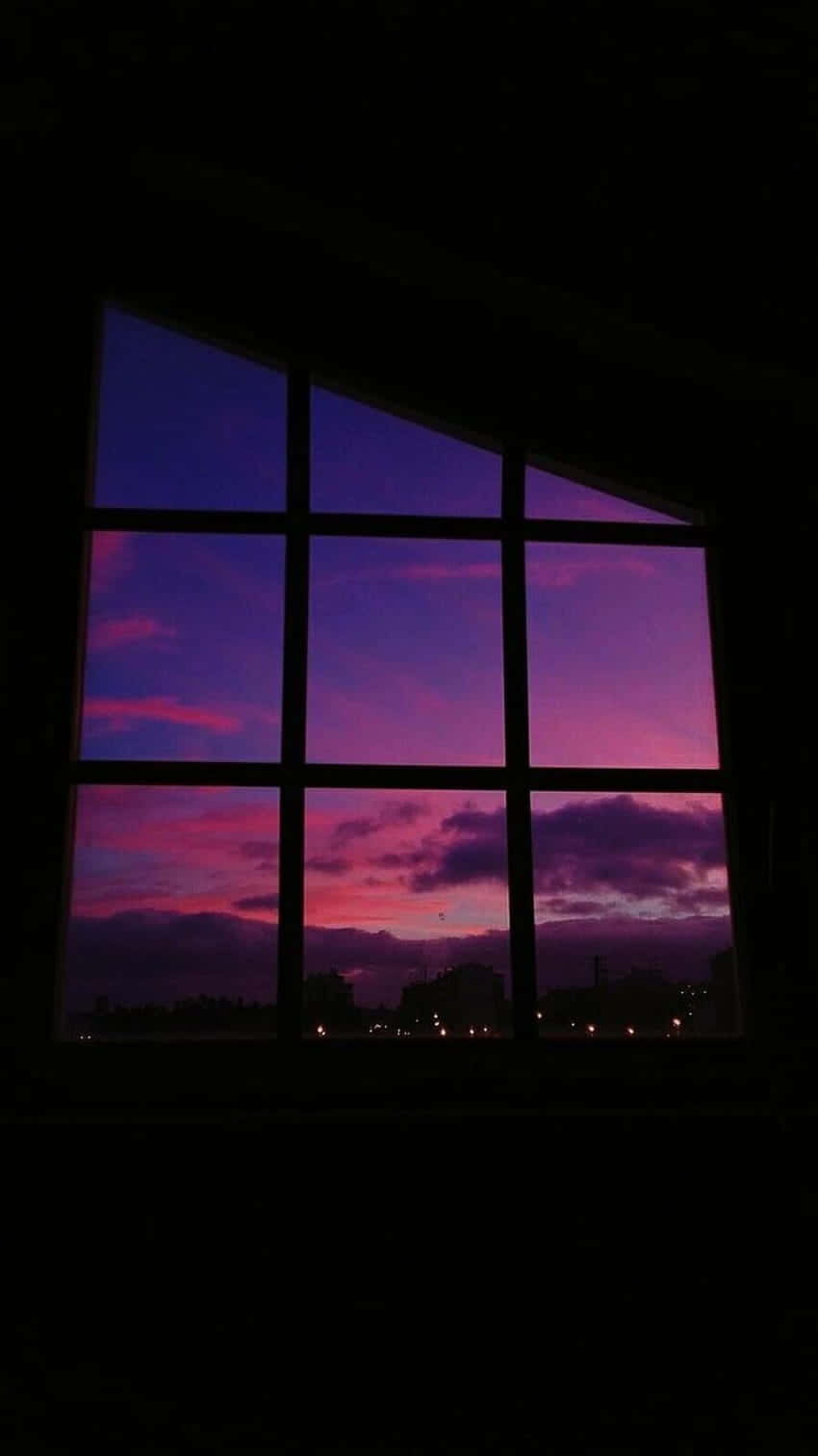 purple grunge aesthetic, purple and pink sunset, distant cityscape, HD Phone Wallpaper
