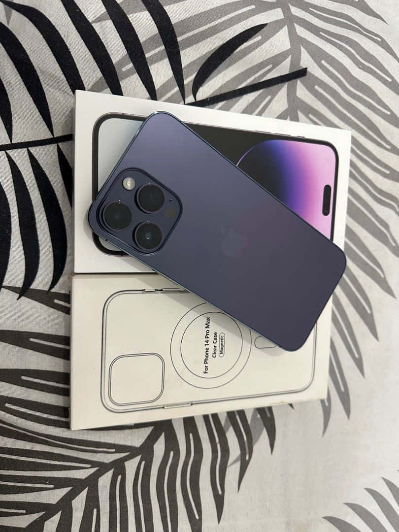 Purple iPhone 14 Pro Max, iPhone 14 Pro Max, purple, SD Phone Wallpaper