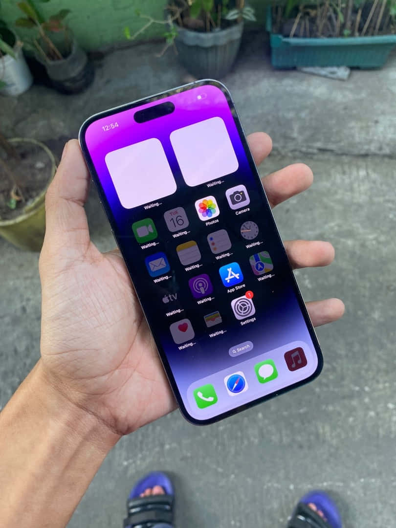 Purple iPhone 14 Pro Max, purple gradient wallpaper, app icons, SD Phone Wallpaper