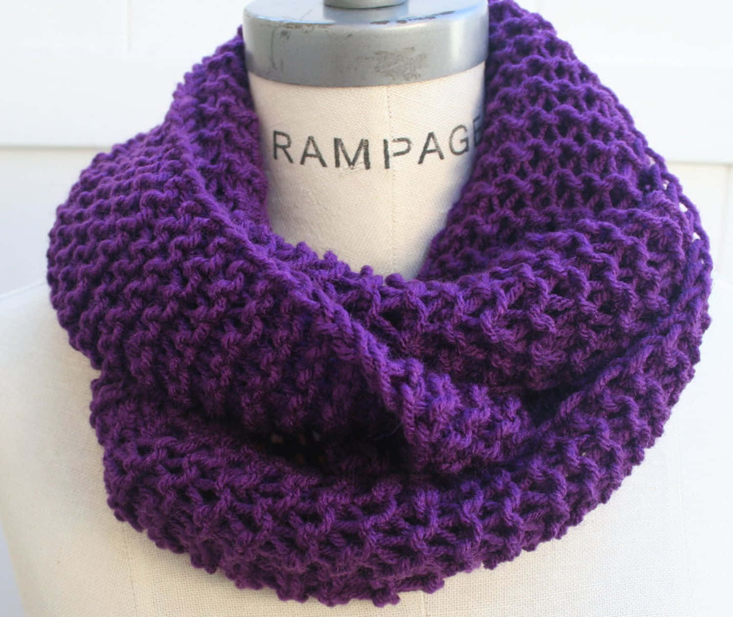 purple scarf, crocheted infinity scarf, textured stitches, HD Desktop Wallpaper