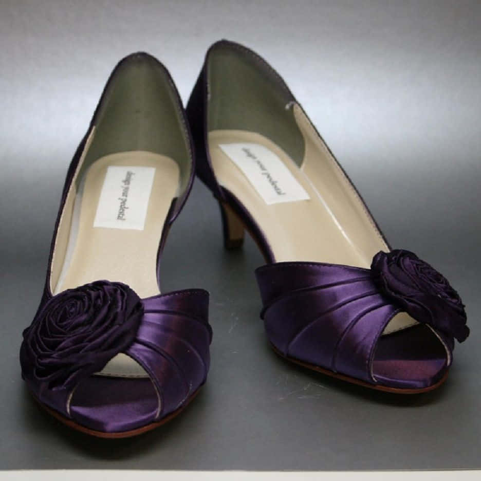 purple shoes, shiny purple satin peep-toe heels, matching fabric roses, SD Desktop Wallpaper