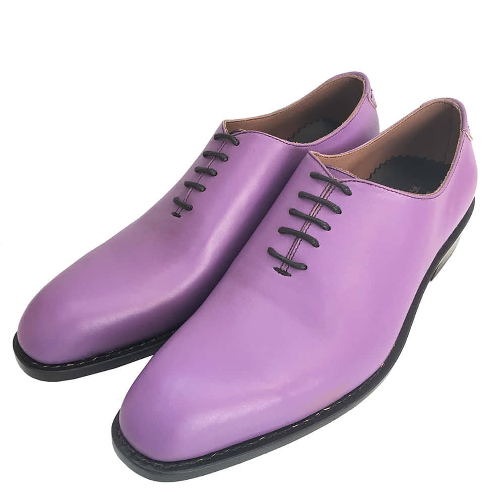 Purple Shoes, glossy purple leather oxford shoes, black laces, SD Desktop Wallpaper