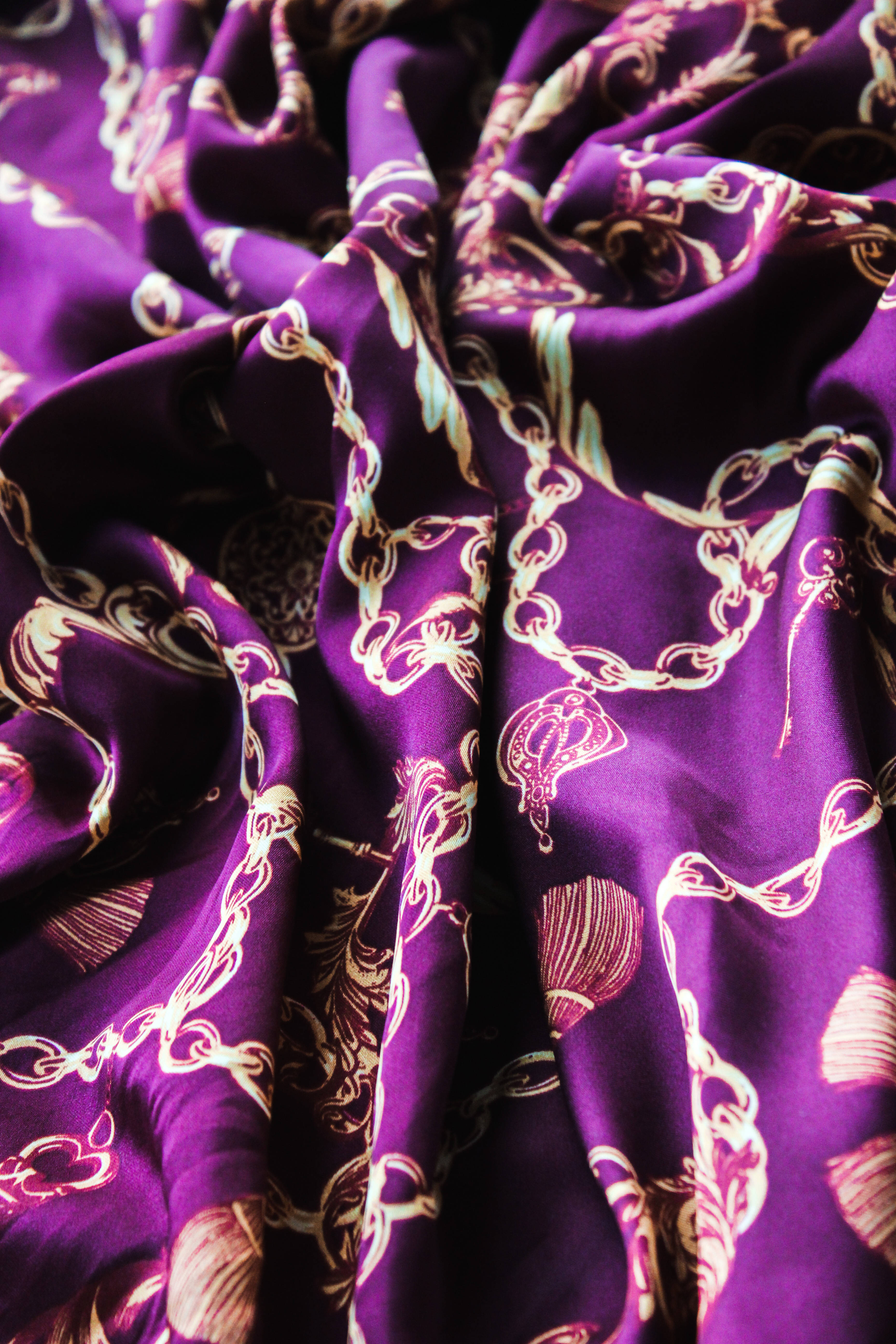 purple silk fabric, gold chain patterns, shell patterns, 5K Phone Wallpaper