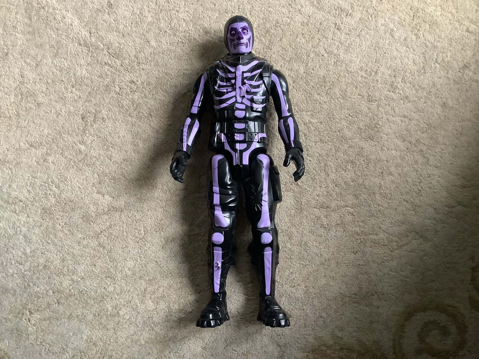 Purple Skull Trooper, black and purple skeleton-themed, action figure, HD Desktop Wallpaper