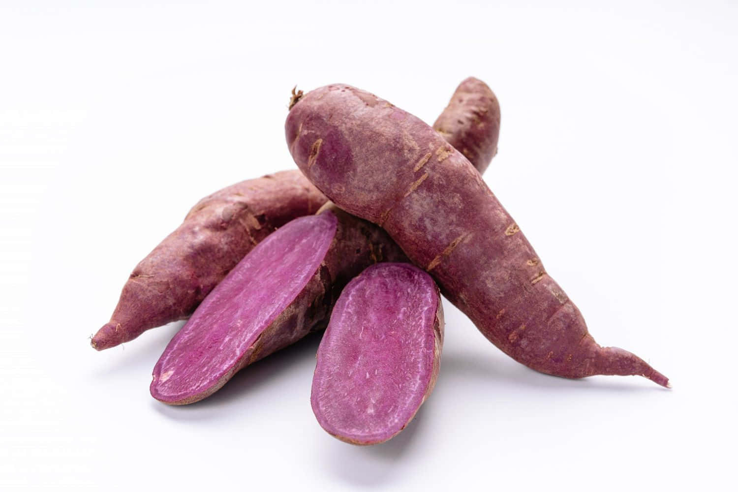 Purple Sweet Potato, vibrant flesh, sliced open, HD Desktop Wallpaper