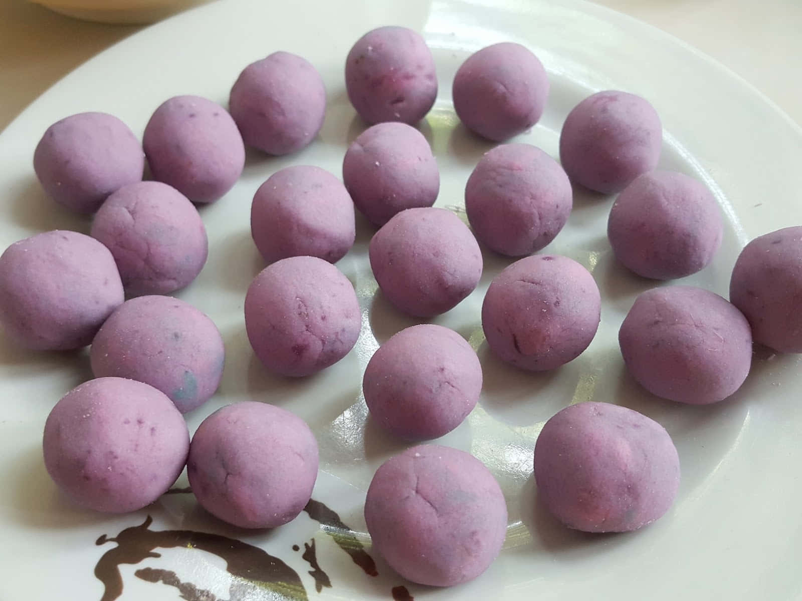 purple sweet potato, plate, smooth purple dumplings, HD Desktop Wallpaper
